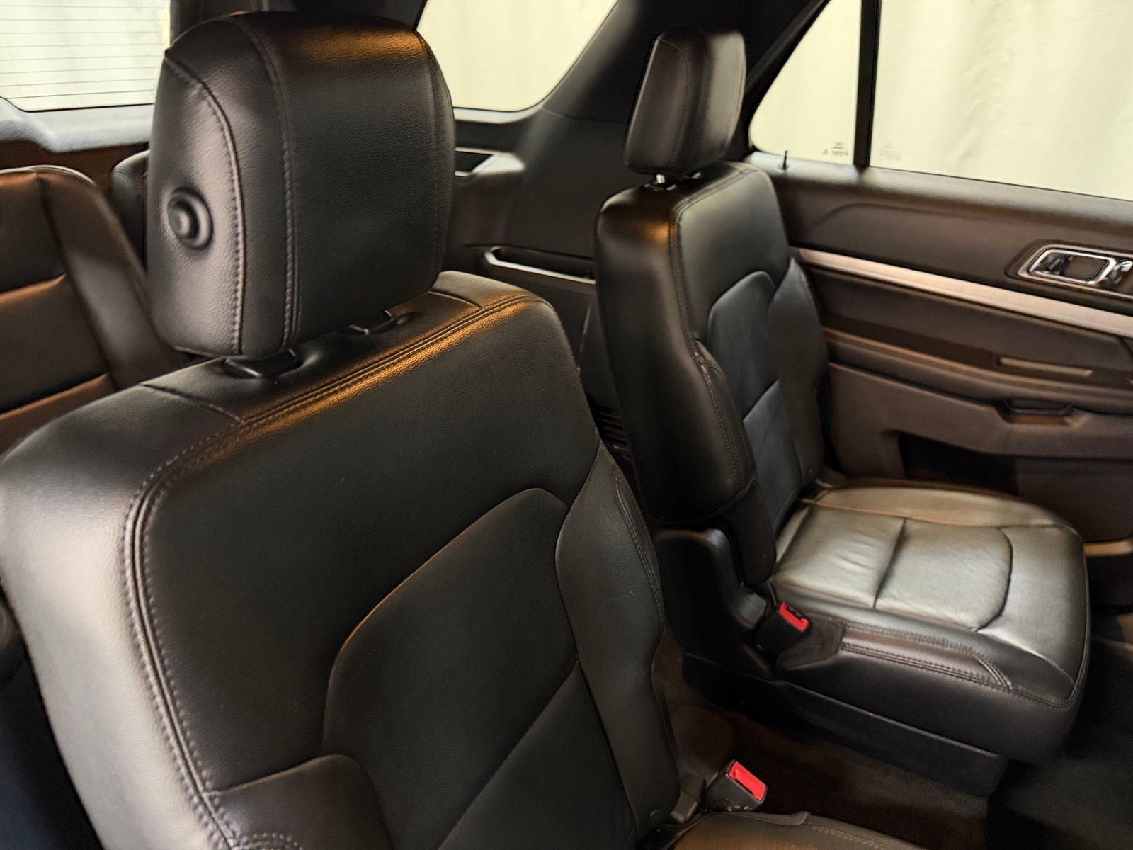 Thumbnail: 2018 Ford Explorer - 5