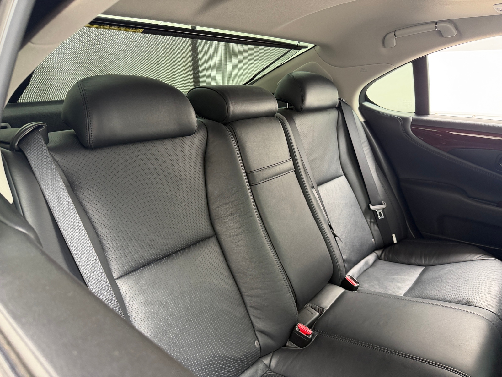 Thumbnail: 2010 Lexus LS - 6
