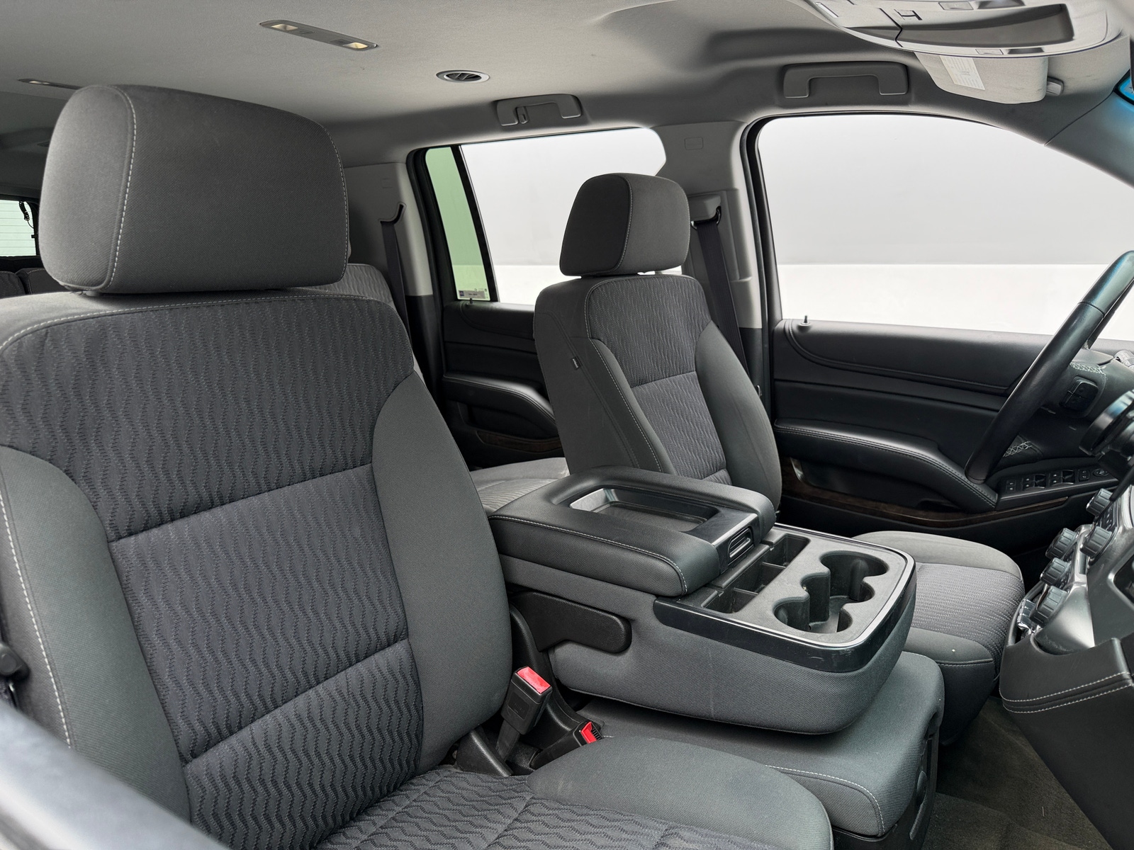 Thumbnail: 2016 Chevrolet Suburban - 2