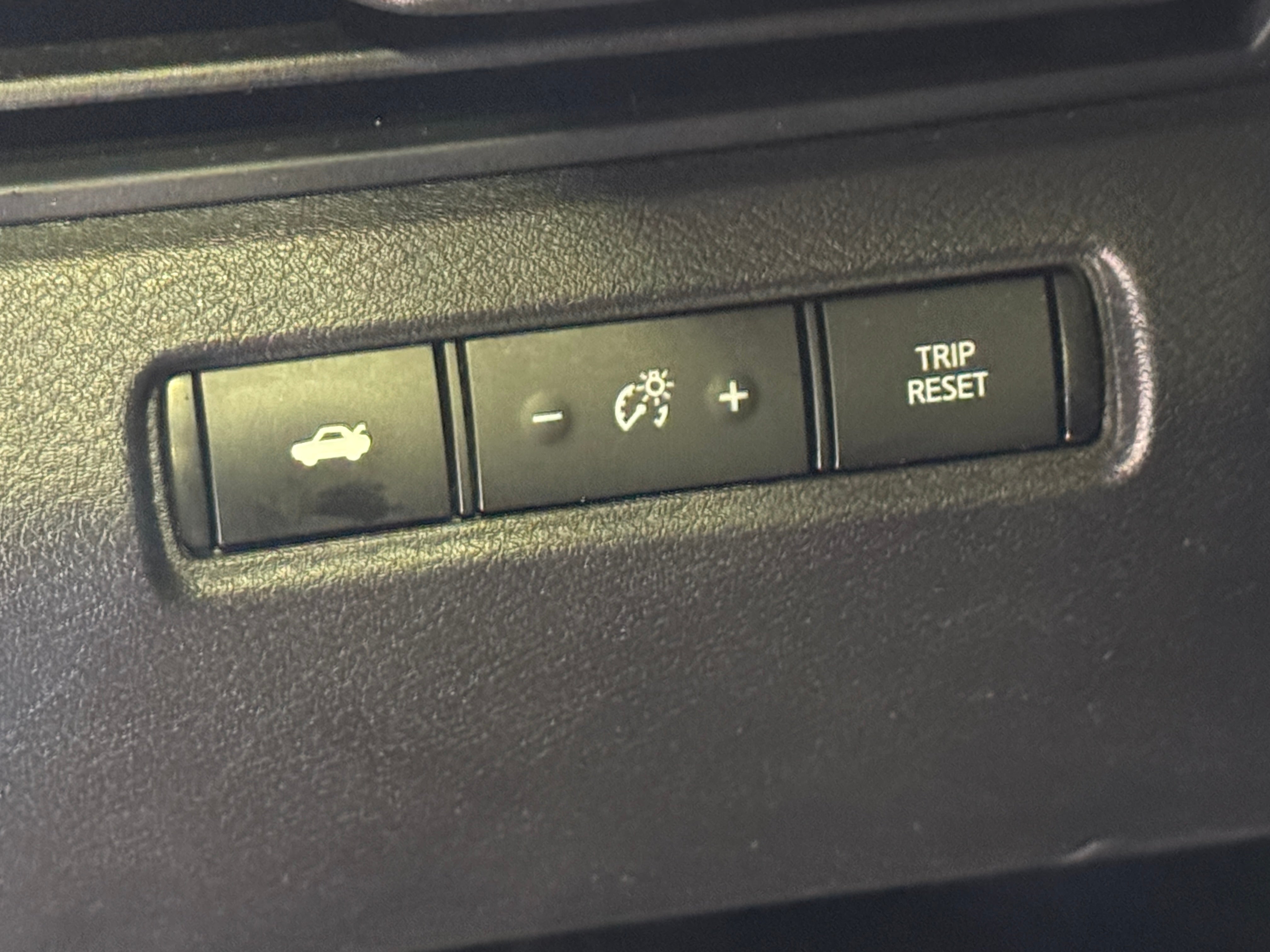 2025 Nissan Altima SV - Photo 9