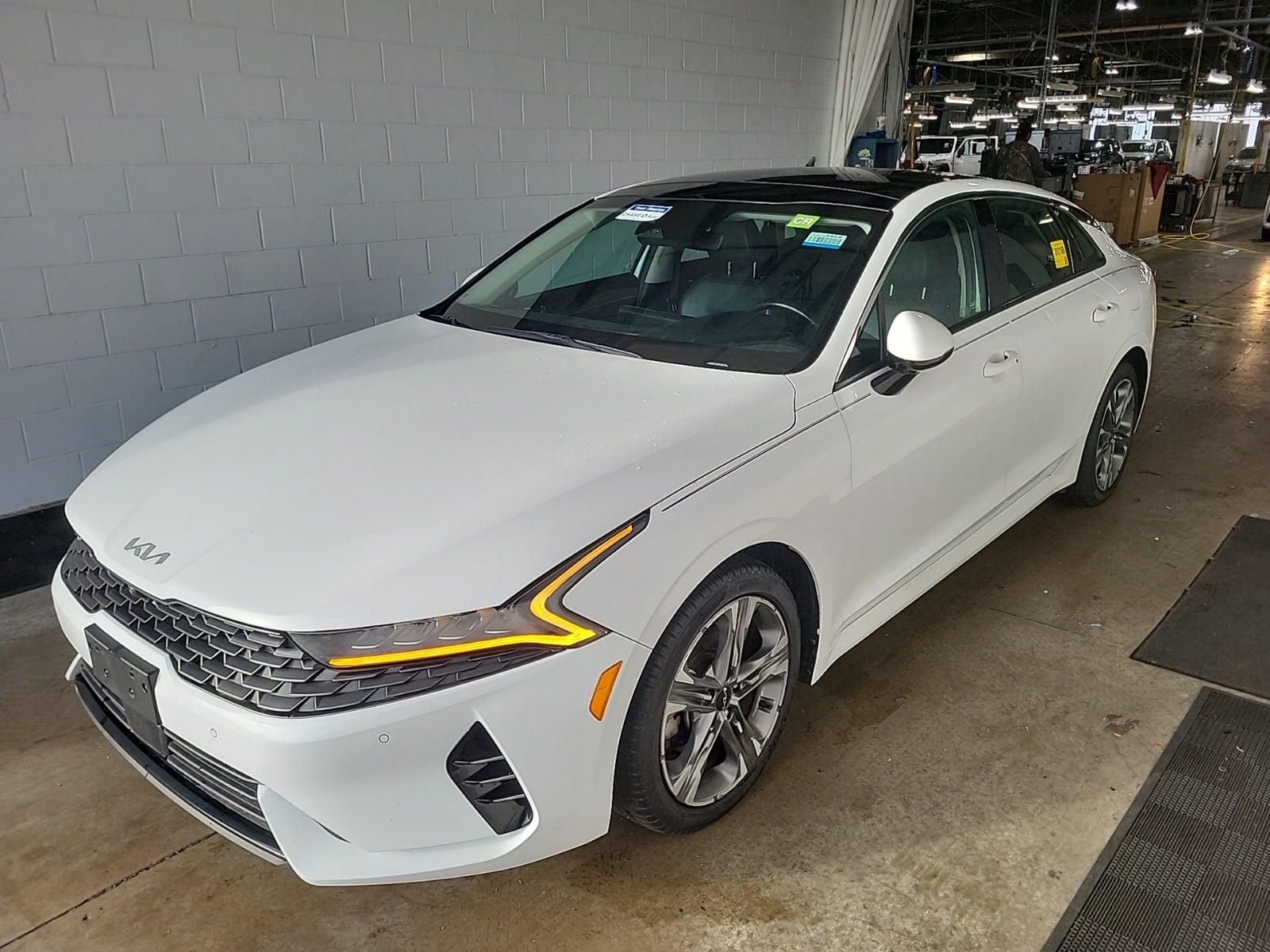 2022 Kia K5 EX