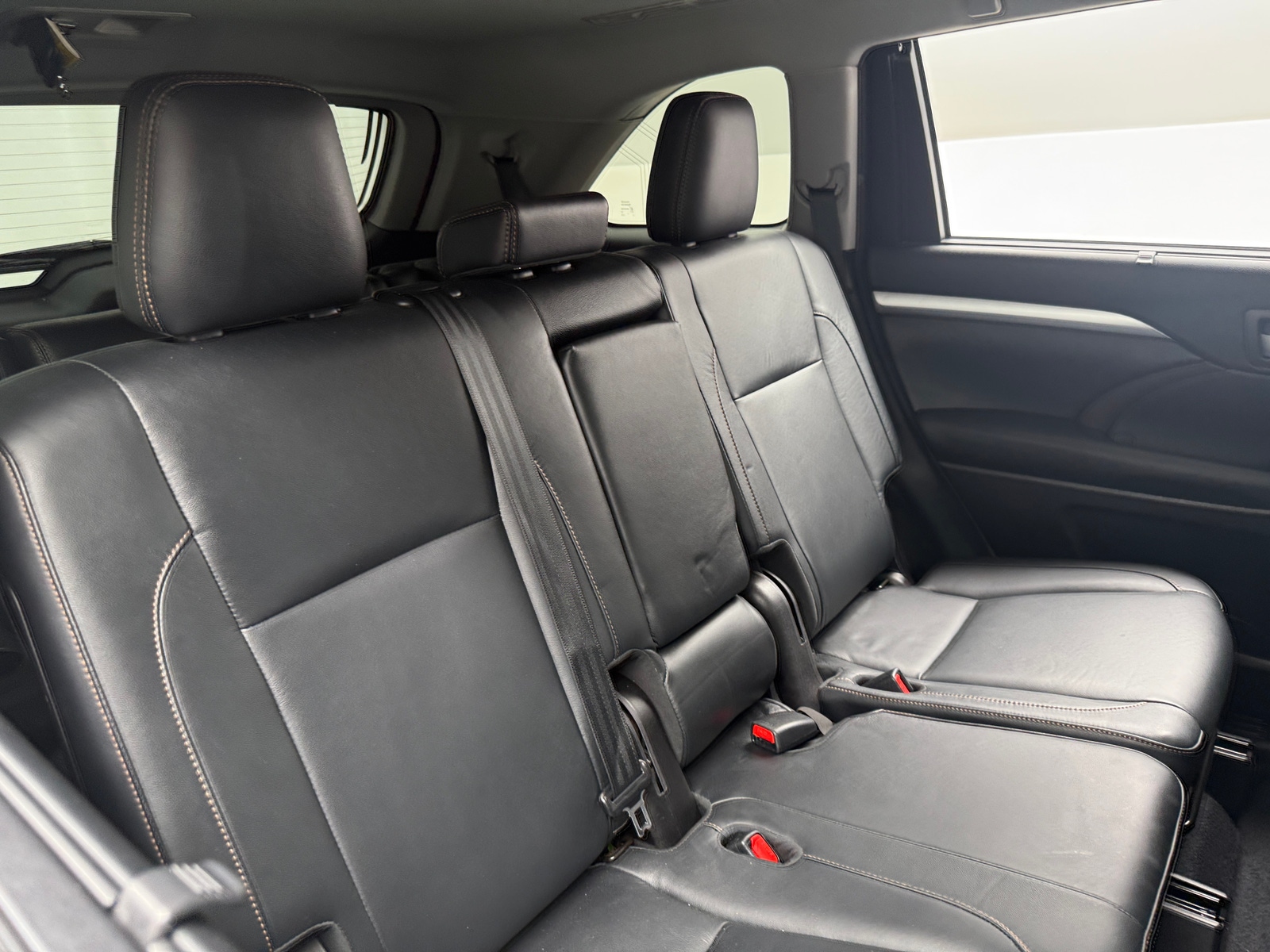 Thumbnail: 2018 Toyota Highlander - 6
