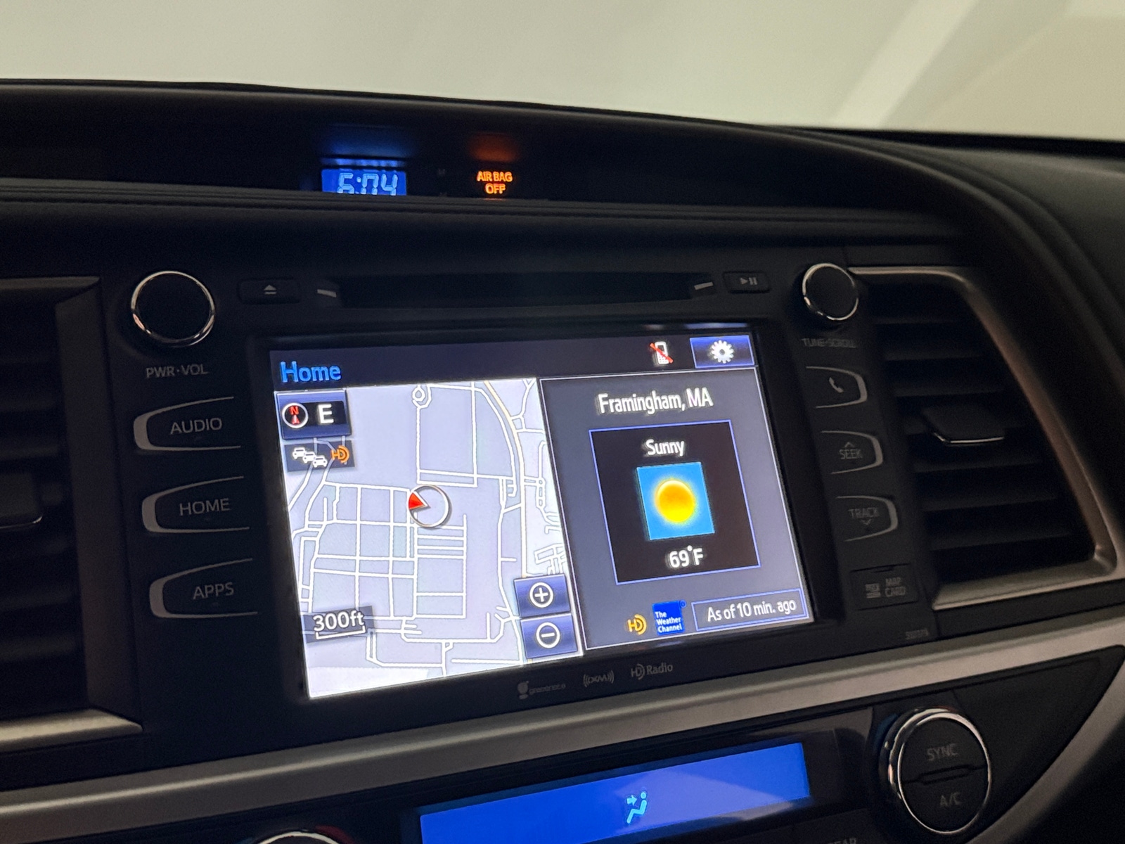 Thumbnail: 2018 Toyota Highlander - 4