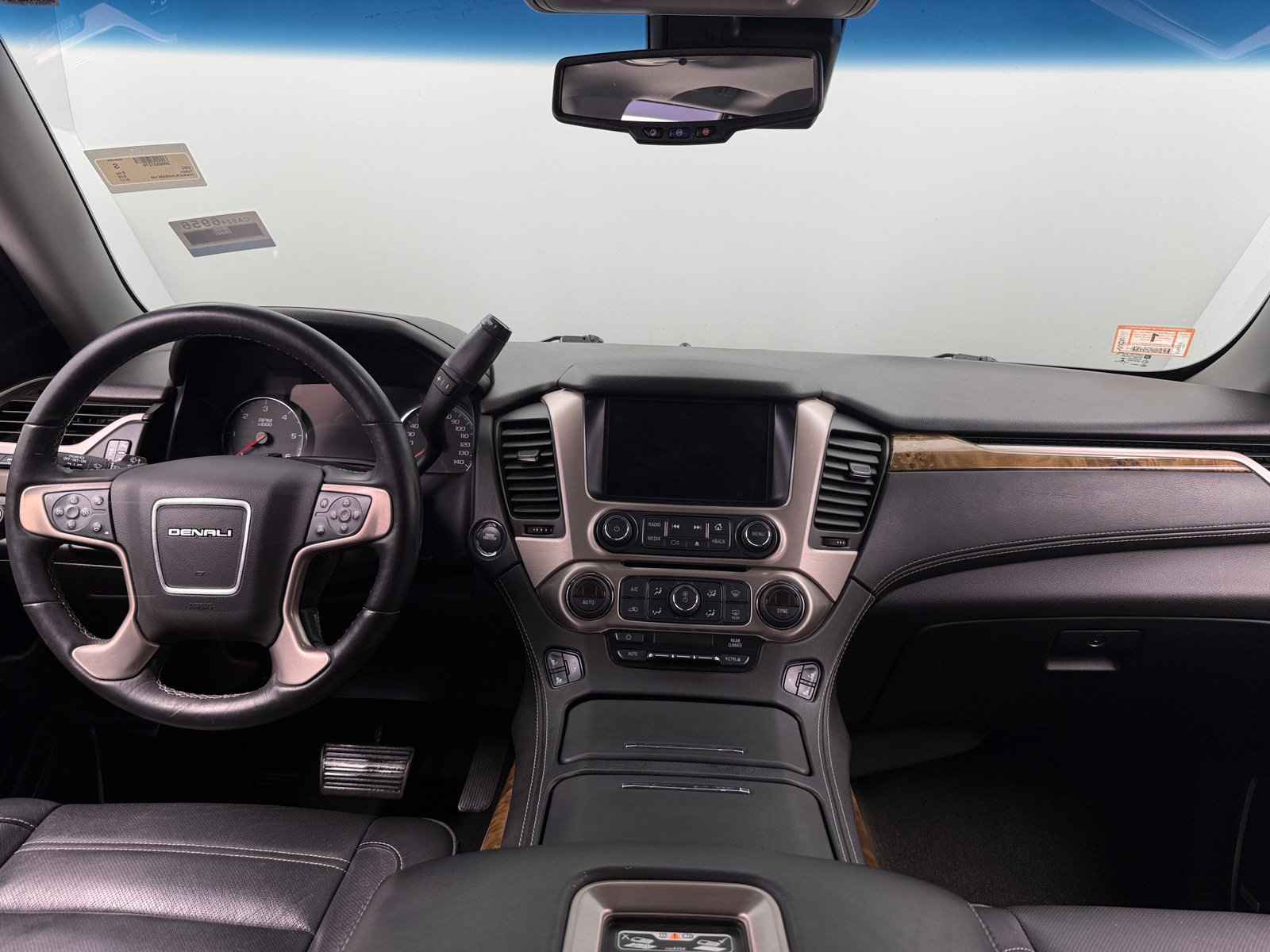 Thumbnail: 2017 GMC Yukon - 2