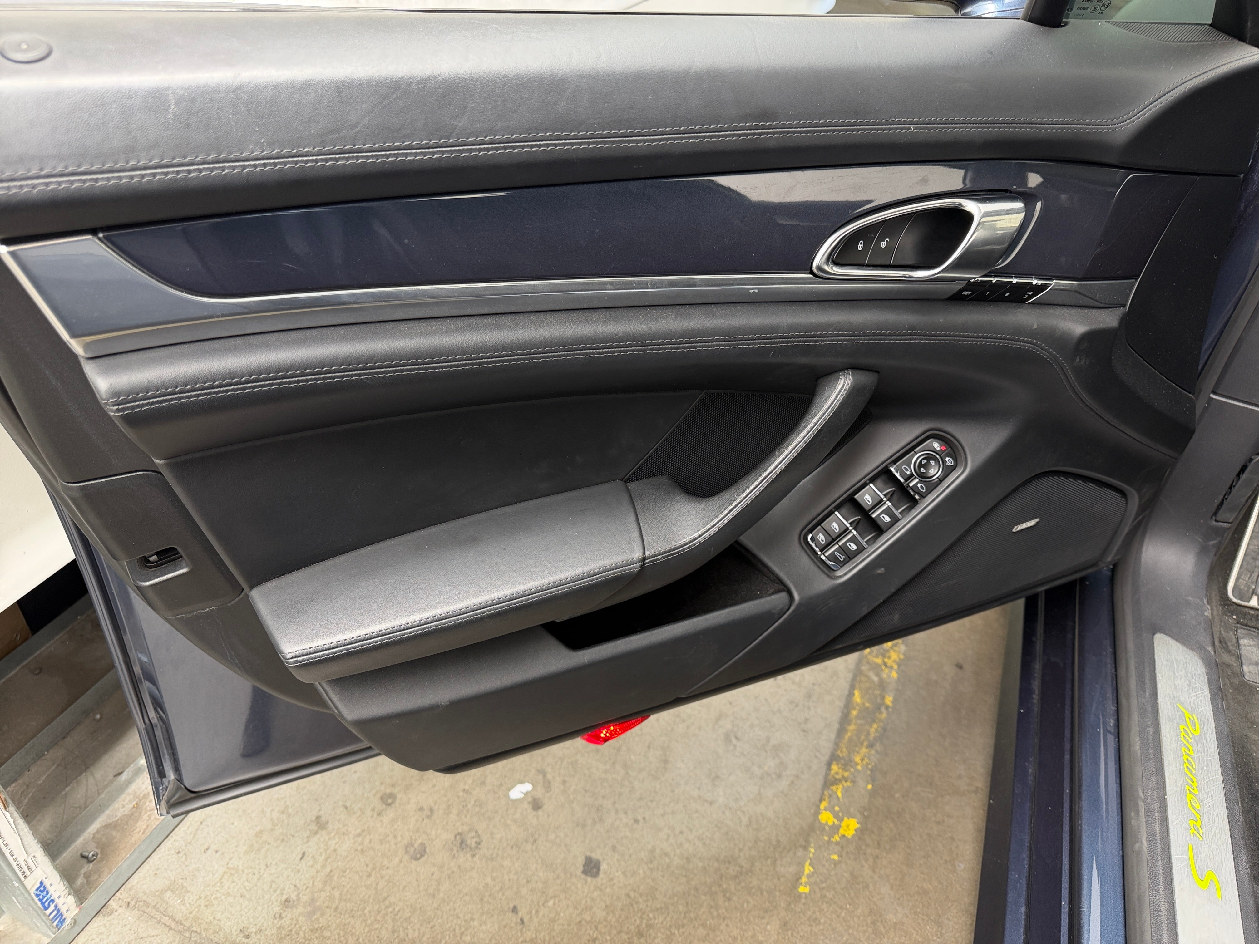2014 Porsche Panamera S E-Hybrid