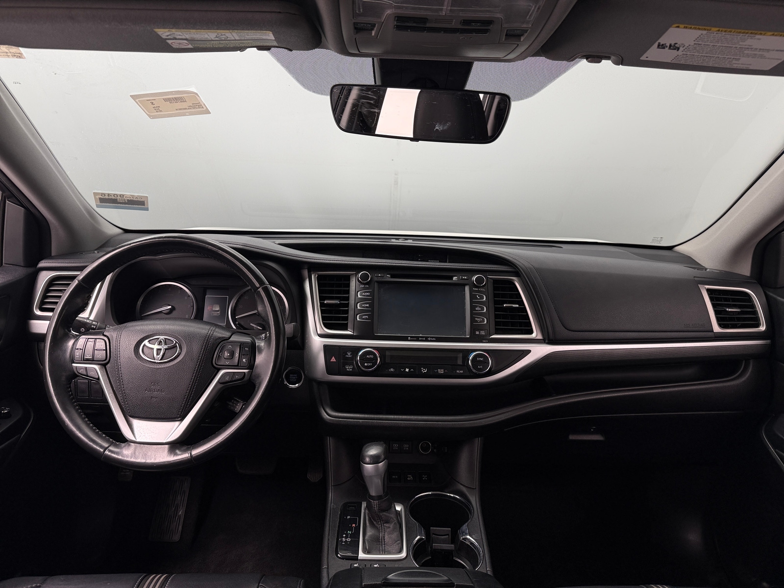 Thumbnail: 2018 Toyota Highlander - 3