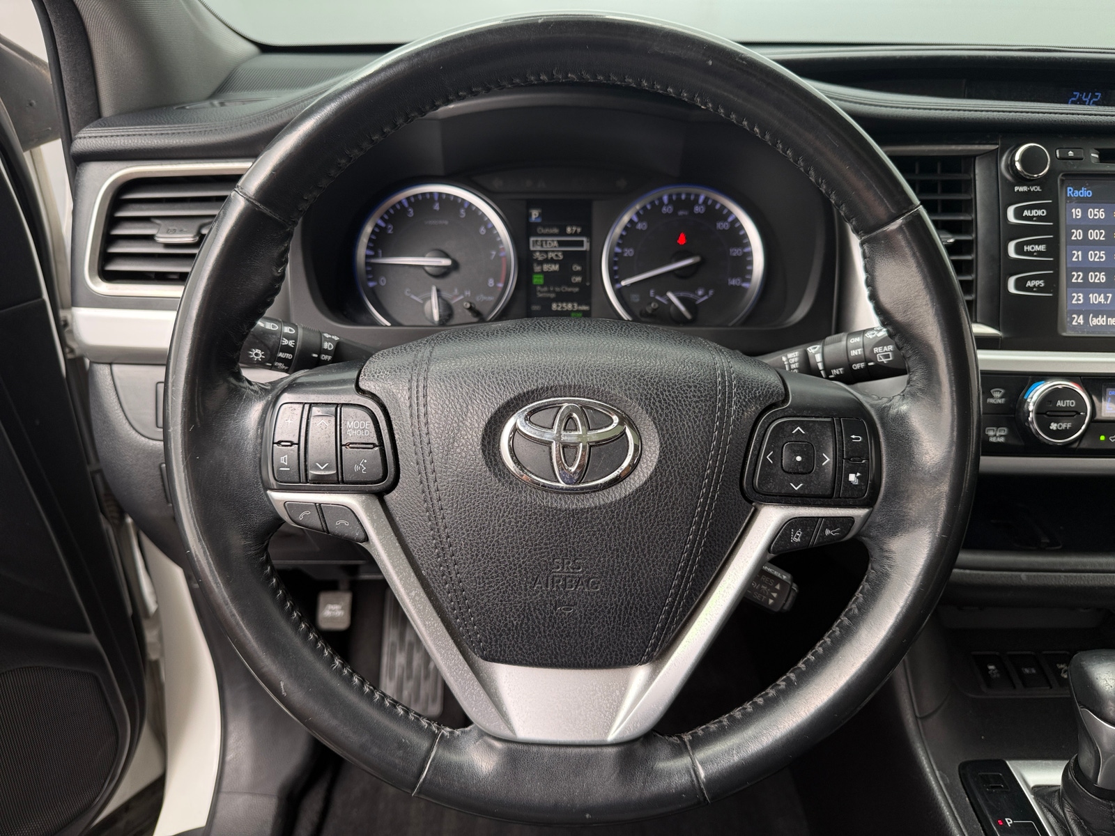 Thumbnail: 2018 Toyota Highlander - 5