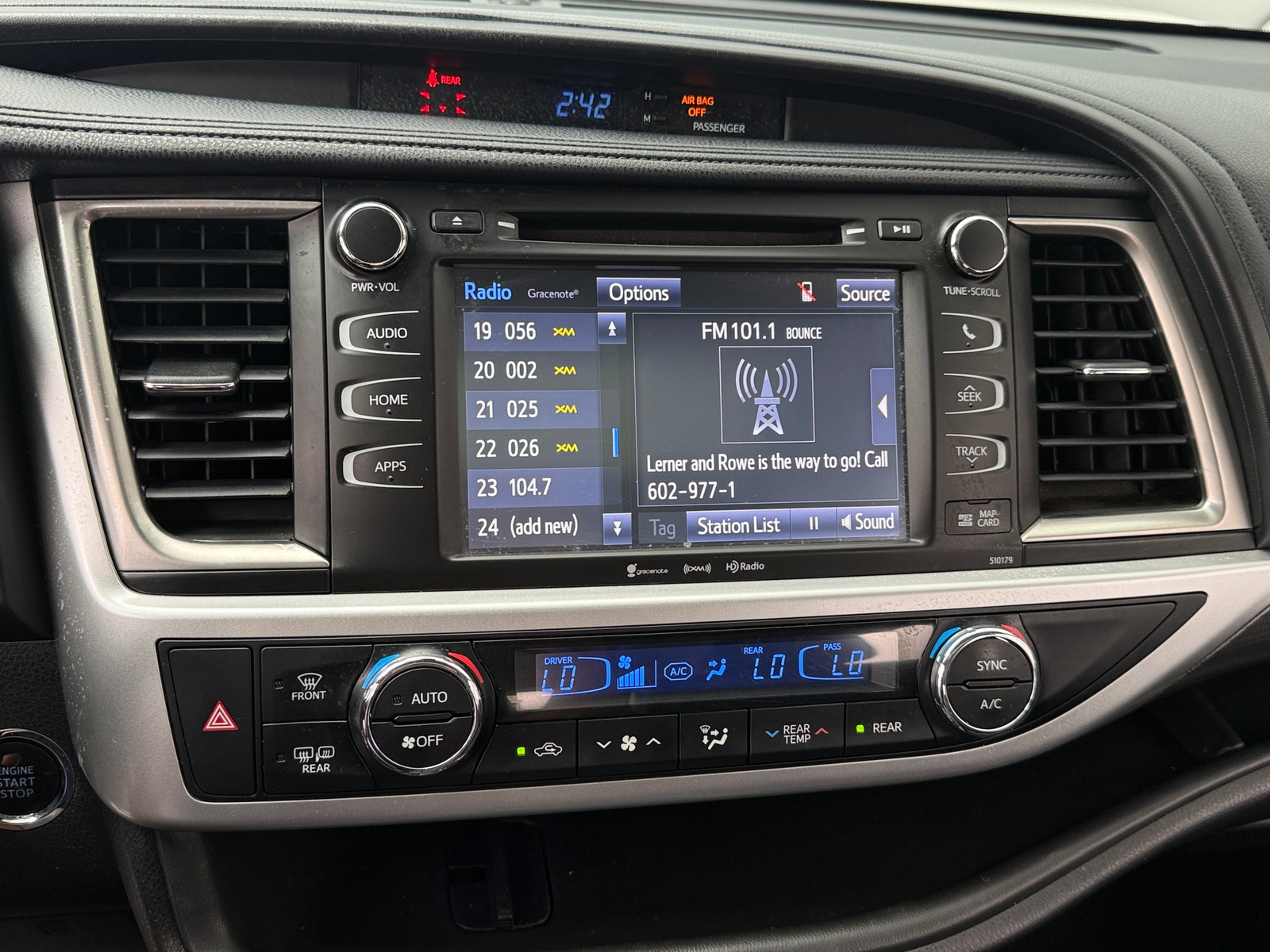 Thumbnail: 2018 Toyota Highlander - 4