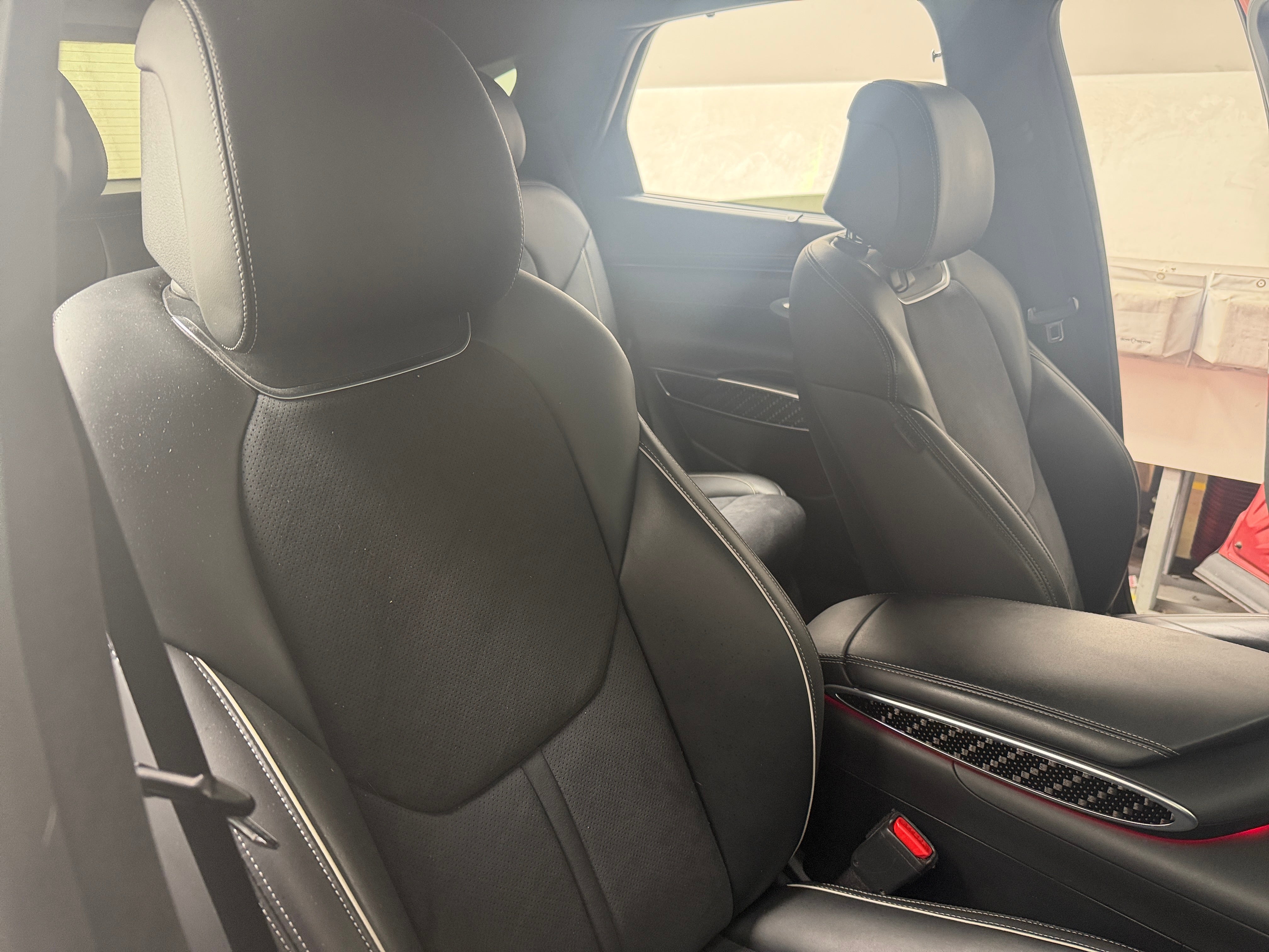 2022 GENESIS GV70