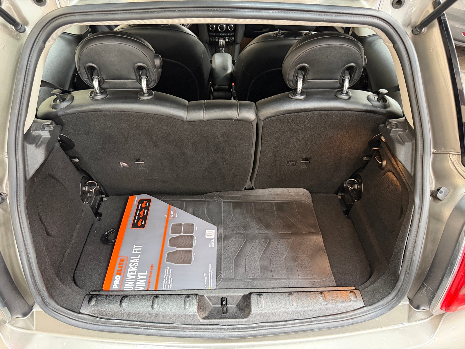 Thumbnail: 2017 MINI Cooper Hardtop - 6