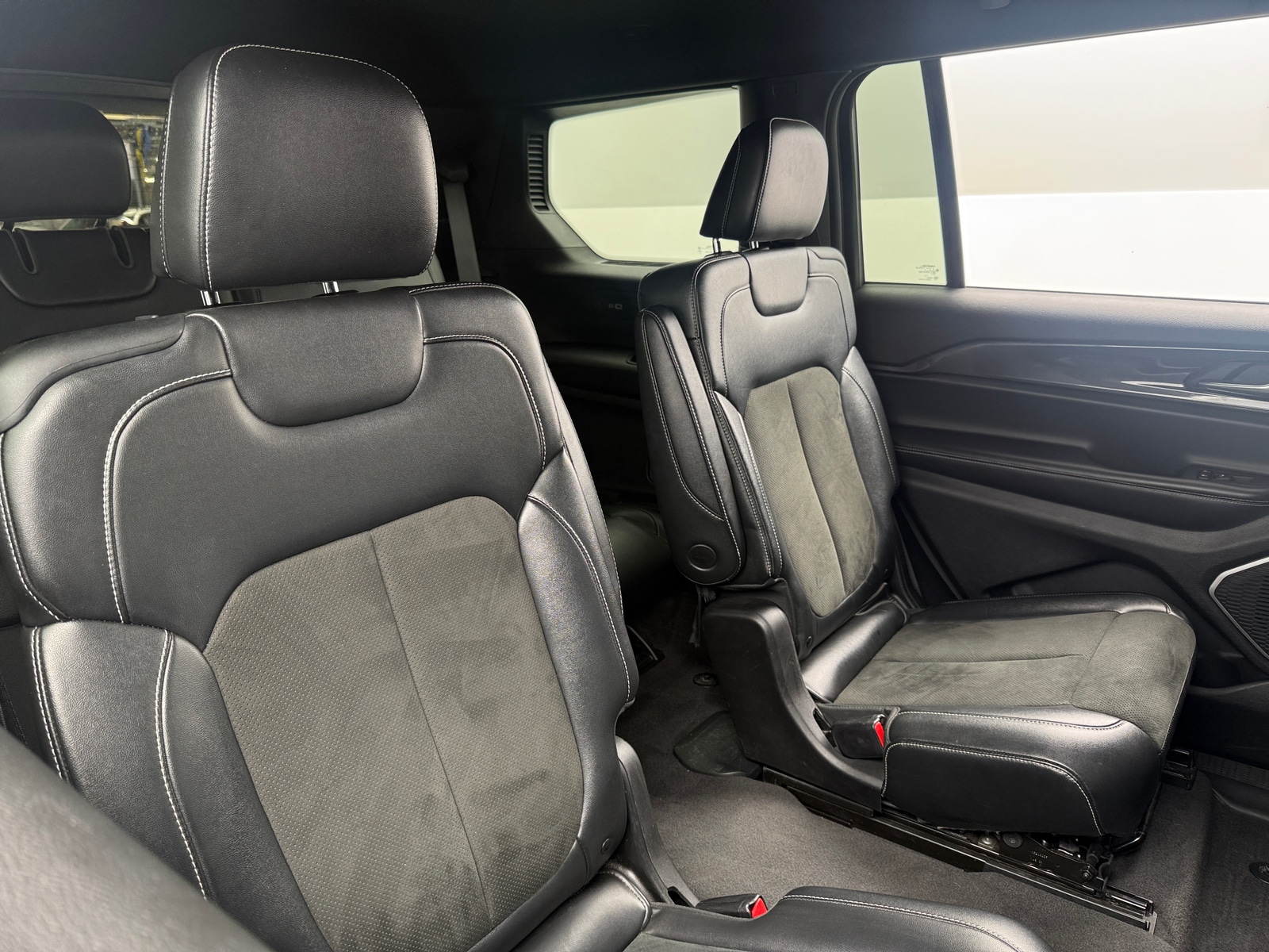 Thumbnail: 2021 Jeep Grand Cherokee L - 5