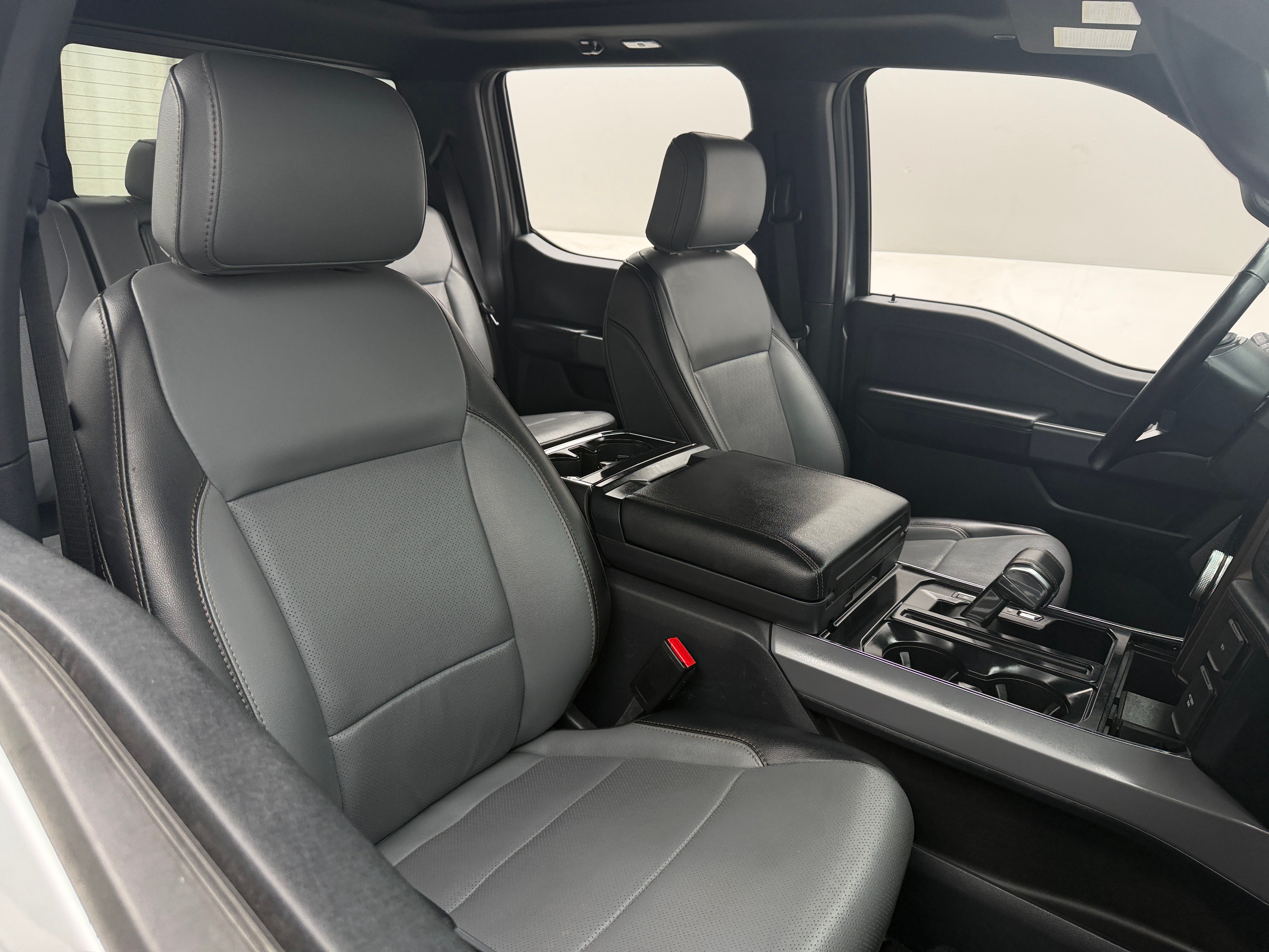 Used 2024 Ford F-150 Lightning Lariat with VIN 1FT6W5L73RWG19720 for sale in Auburn, WA
