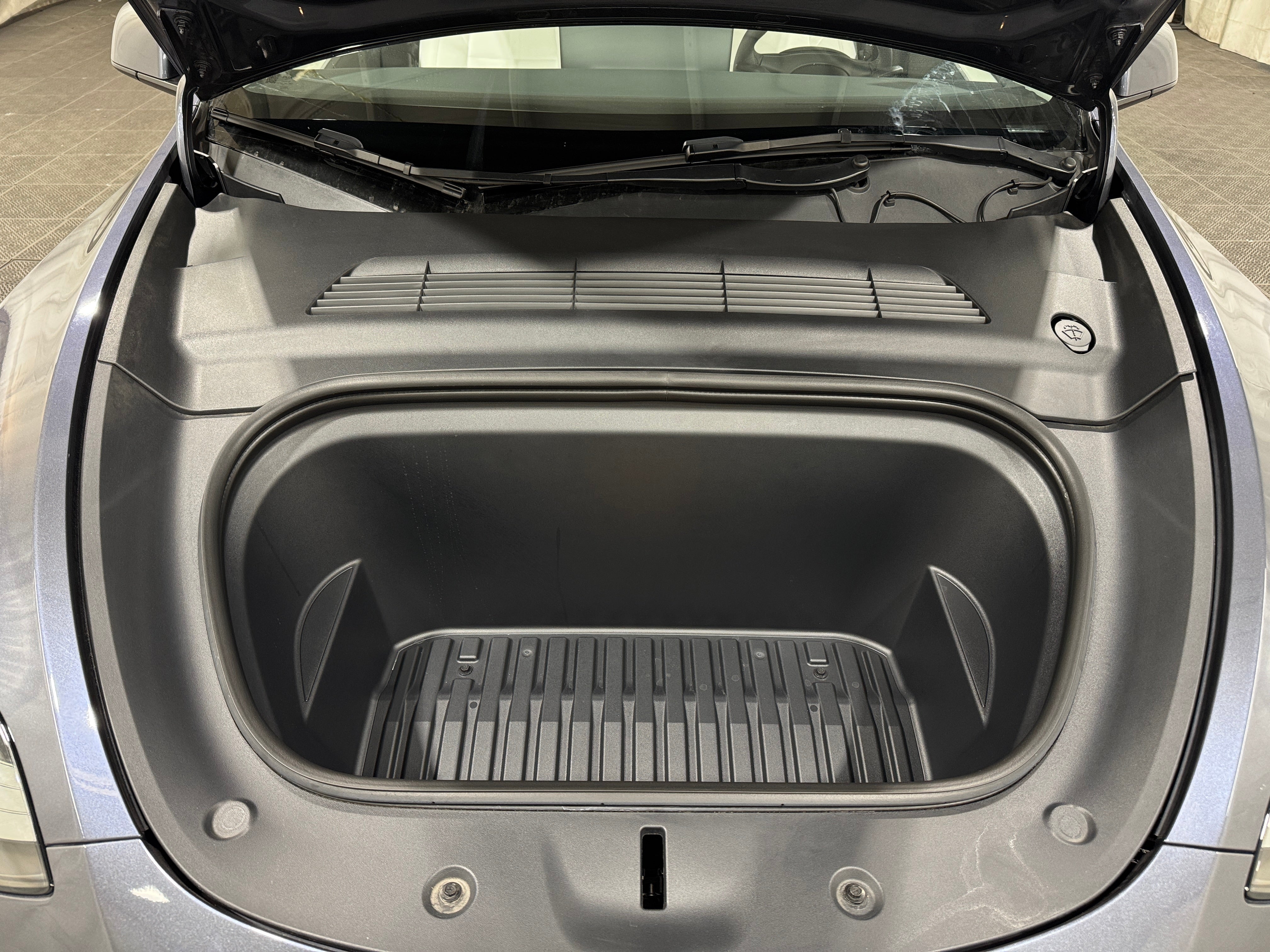 Used 2023 Tesla Model Y Long Range with VIN 7SAYGDEE5PF620075 for sale in Auburn, WA