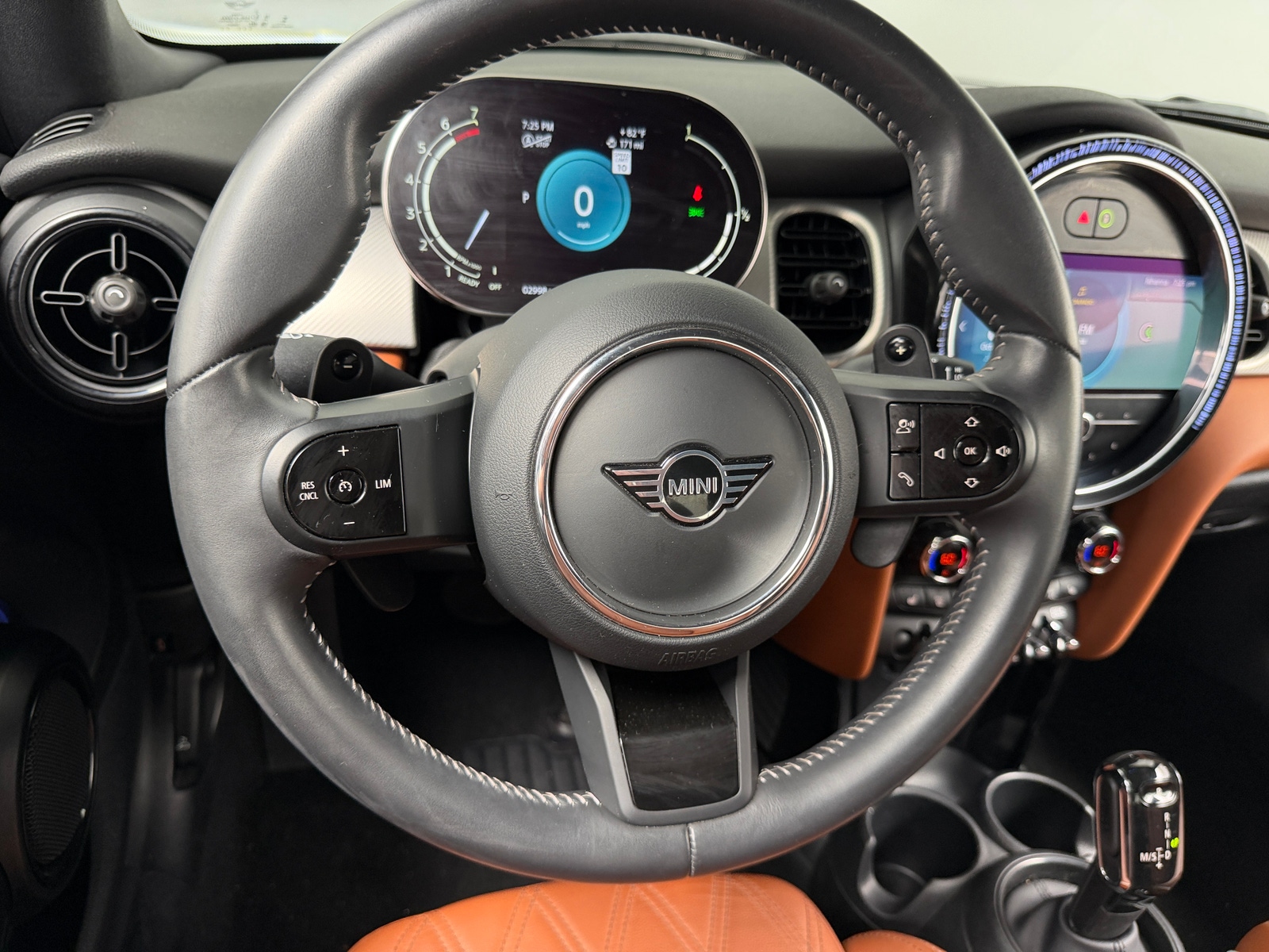 Thumbnail: 2024 MINI Cooper Convertible - 4
