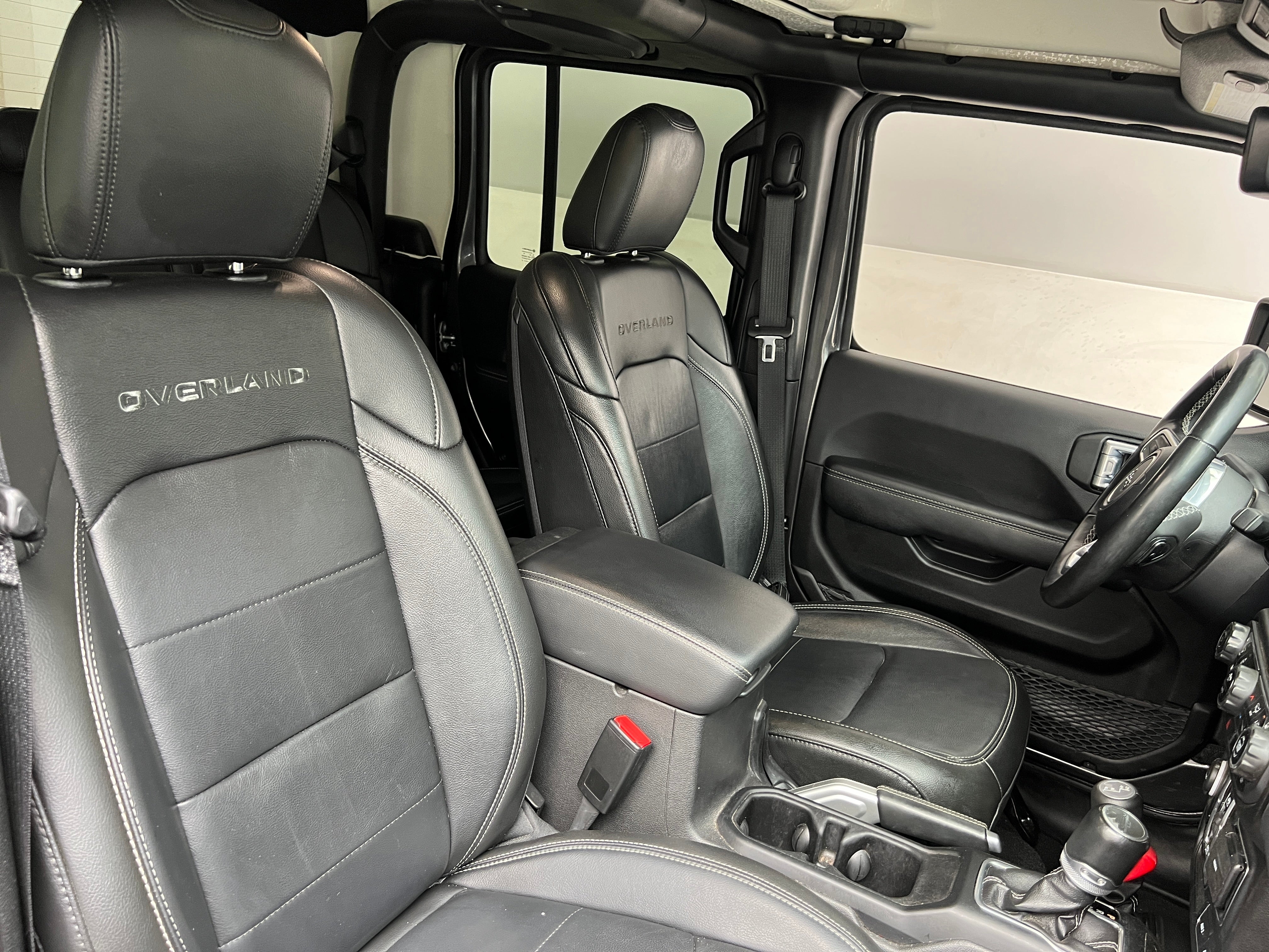 2022 Jeep Gladiator Overland