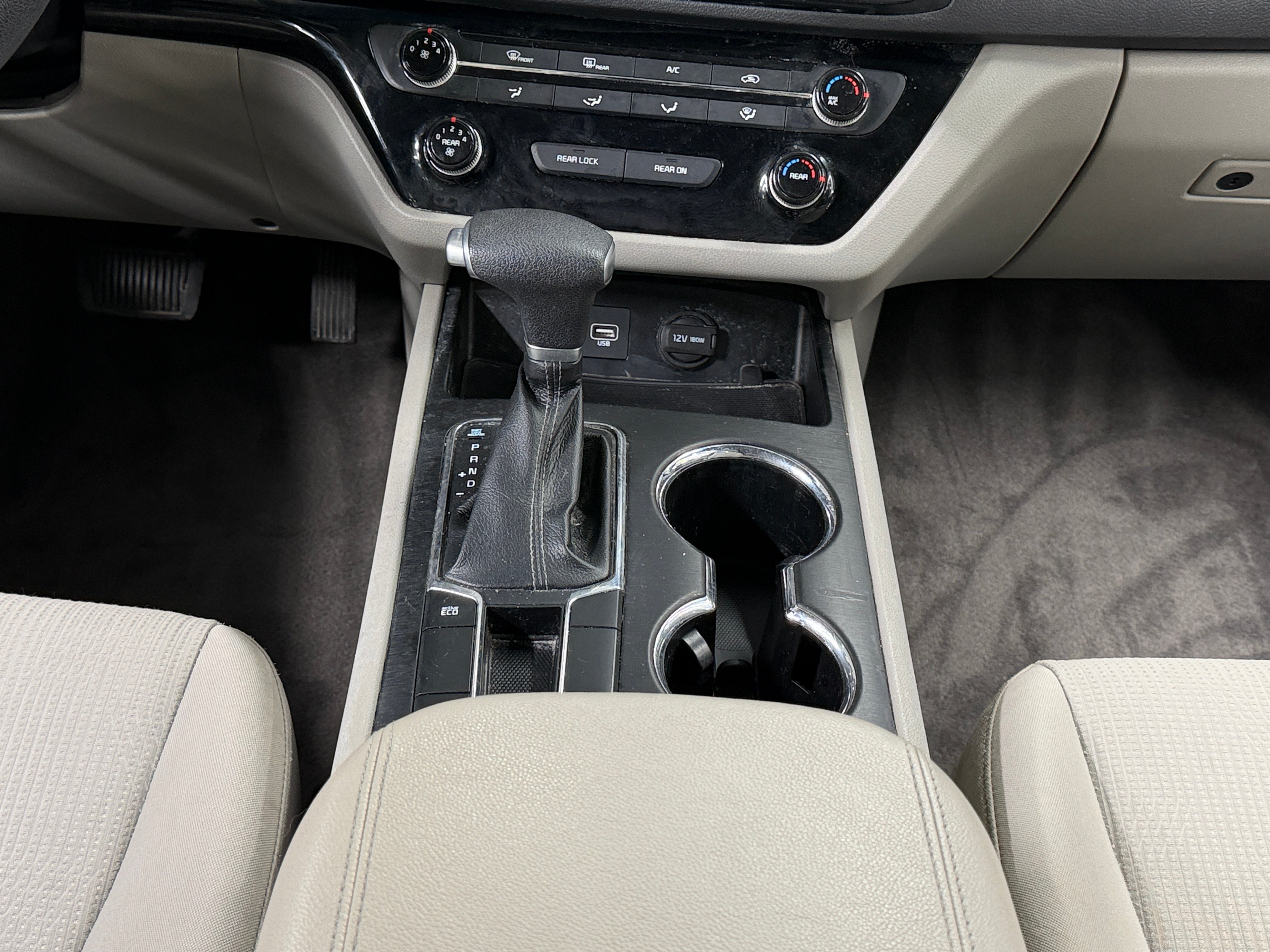 2020 Kia Sedona LX