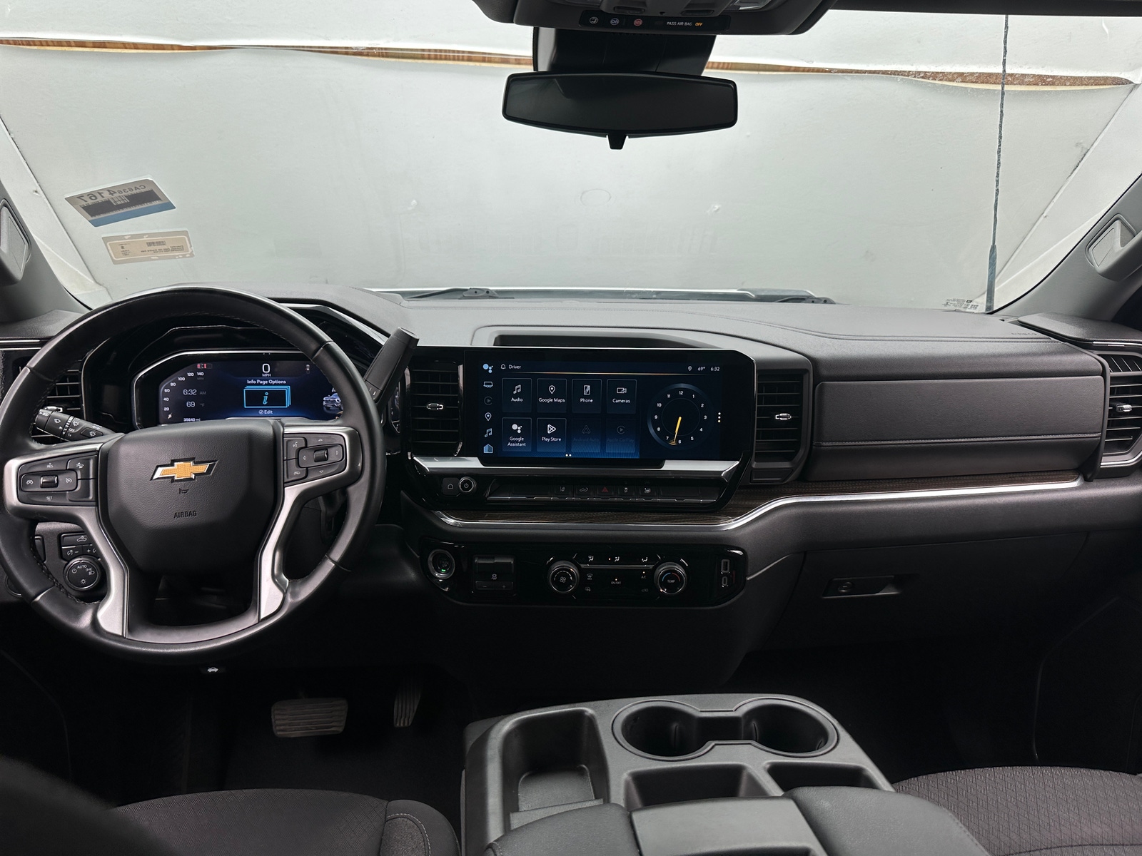 Thumbnail: 2024 Chevrolet Silverado 2500 - 3