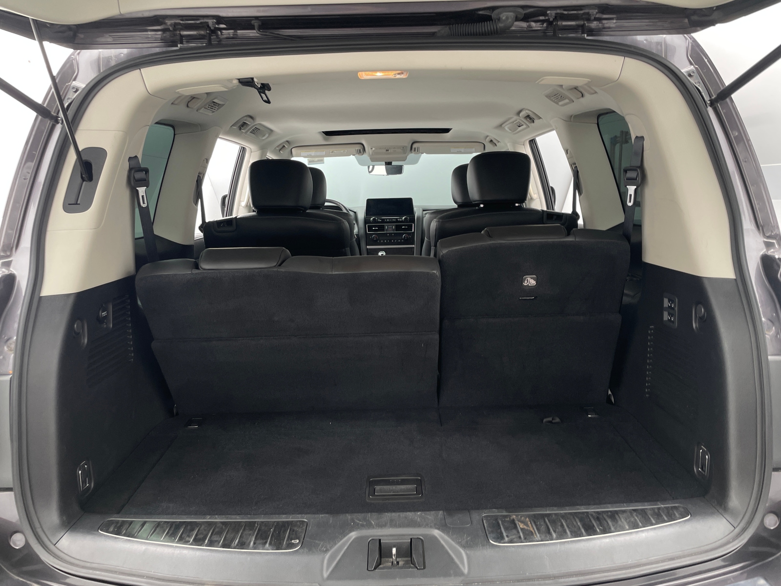 Thumbnail: 2023 INFINITI QX80 - 6