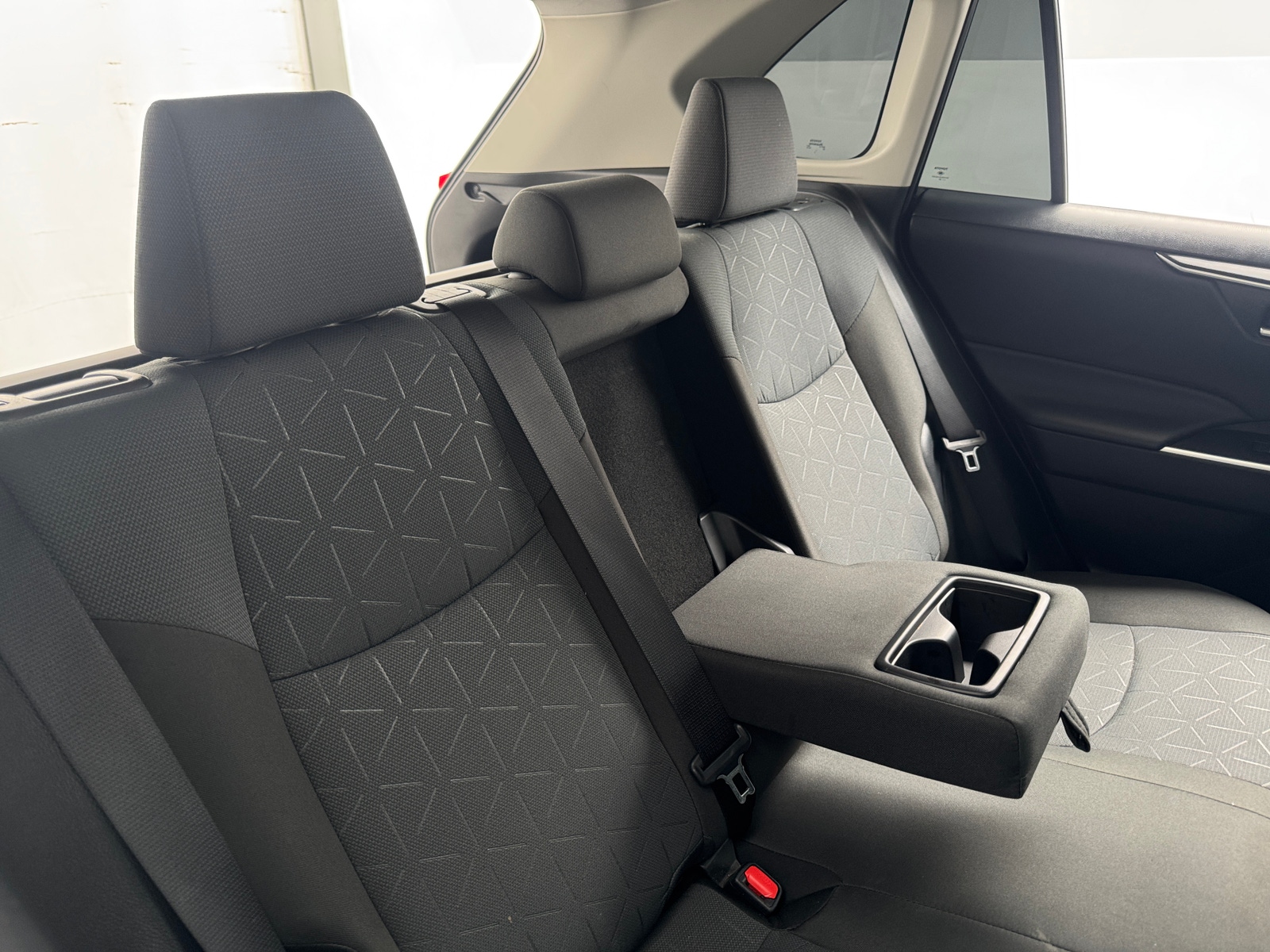 Thumbnail: 2025 Toyota RAV4 - 6