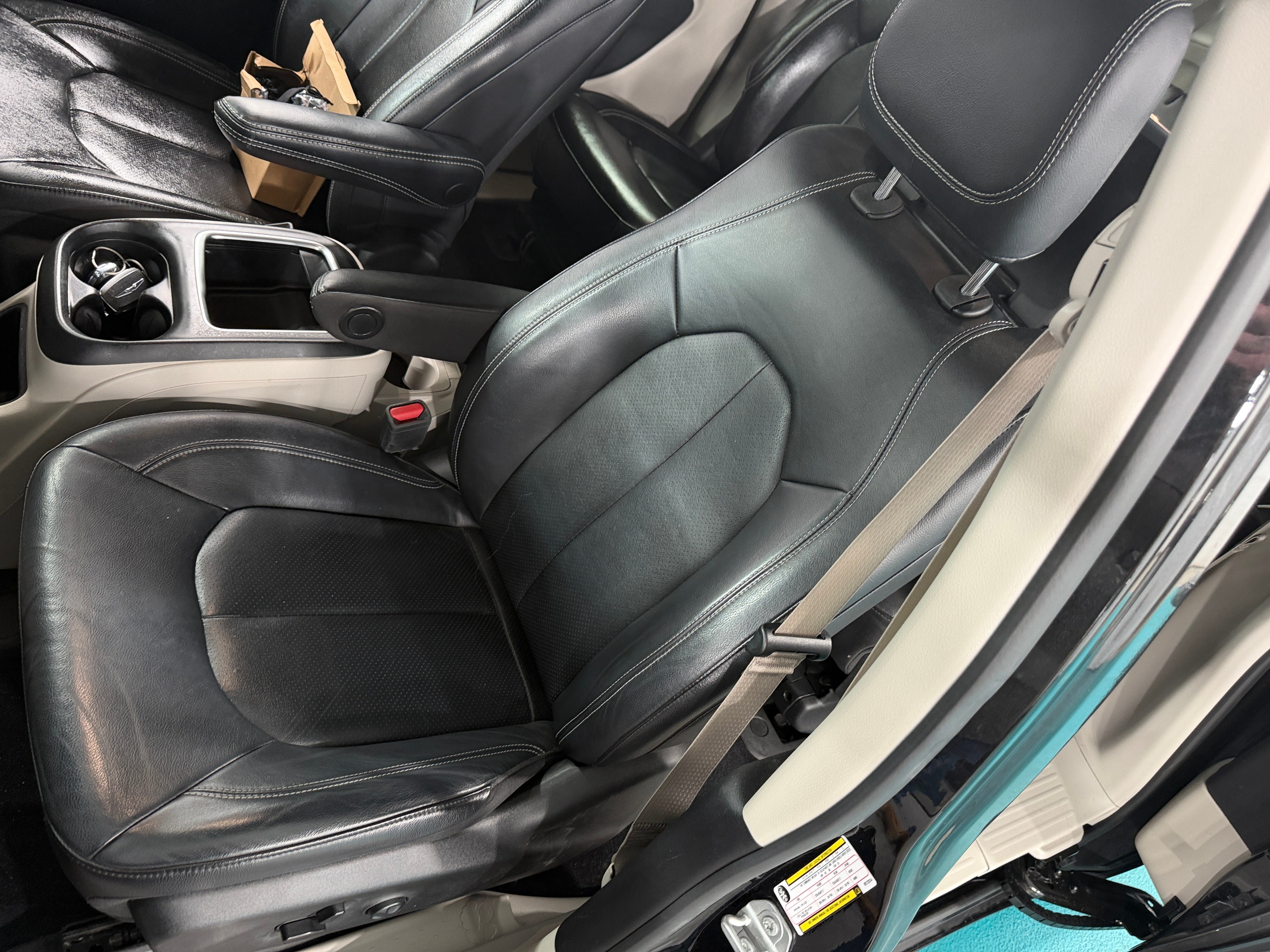 2022 Chrysler Pacifica Hybrid Touring L