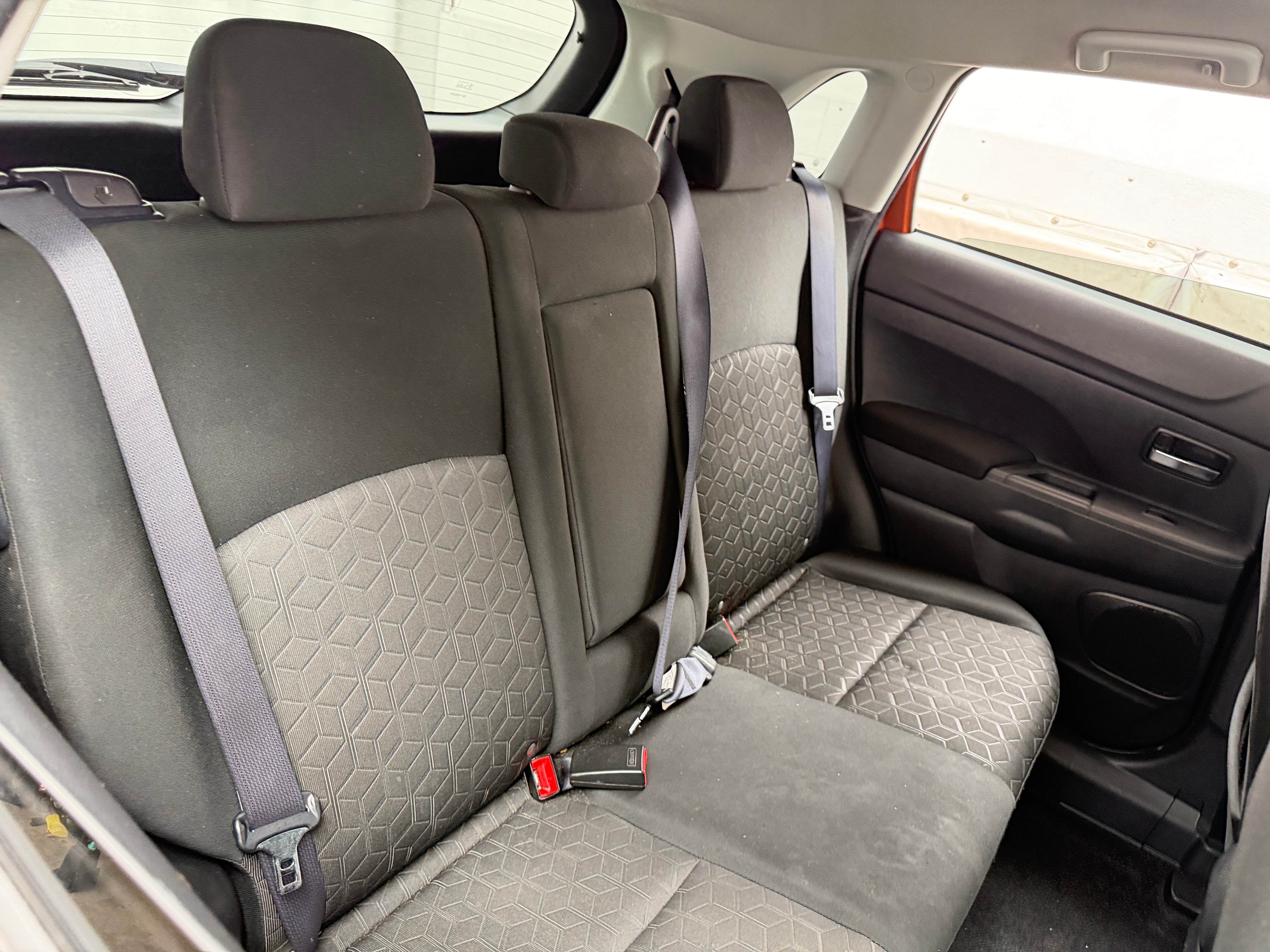 2026 Mitsubishi Outlander Sport ES