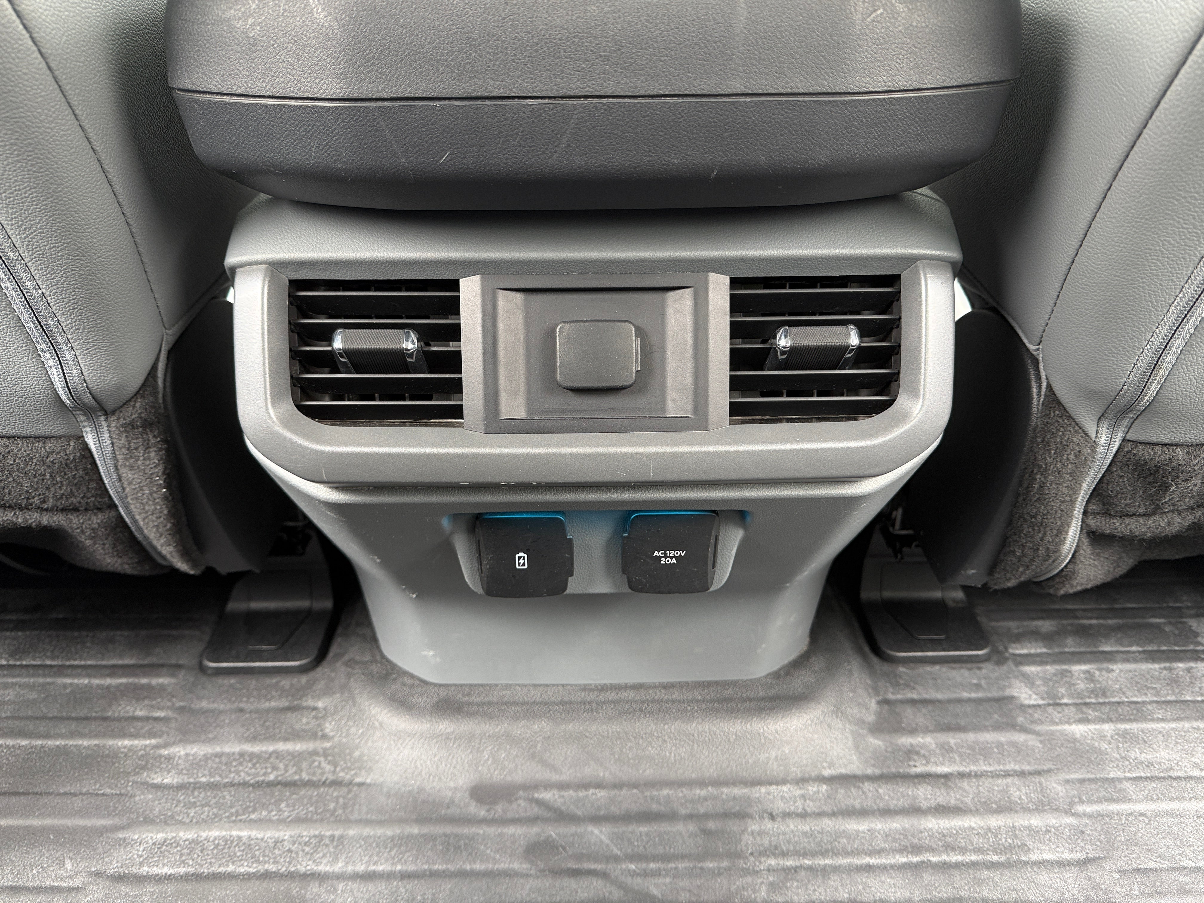 Used 2024 Ford F-150 Lightning Pro with VIN 1FTVW1BK6RWG08964 for sale in Auburn, WA