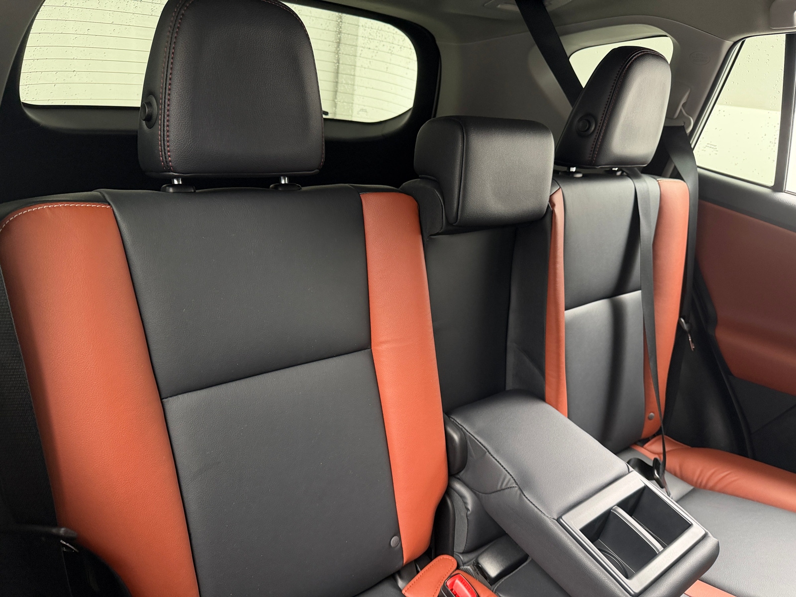 Thumbnail: 2015 Toyota RAV4 - 6