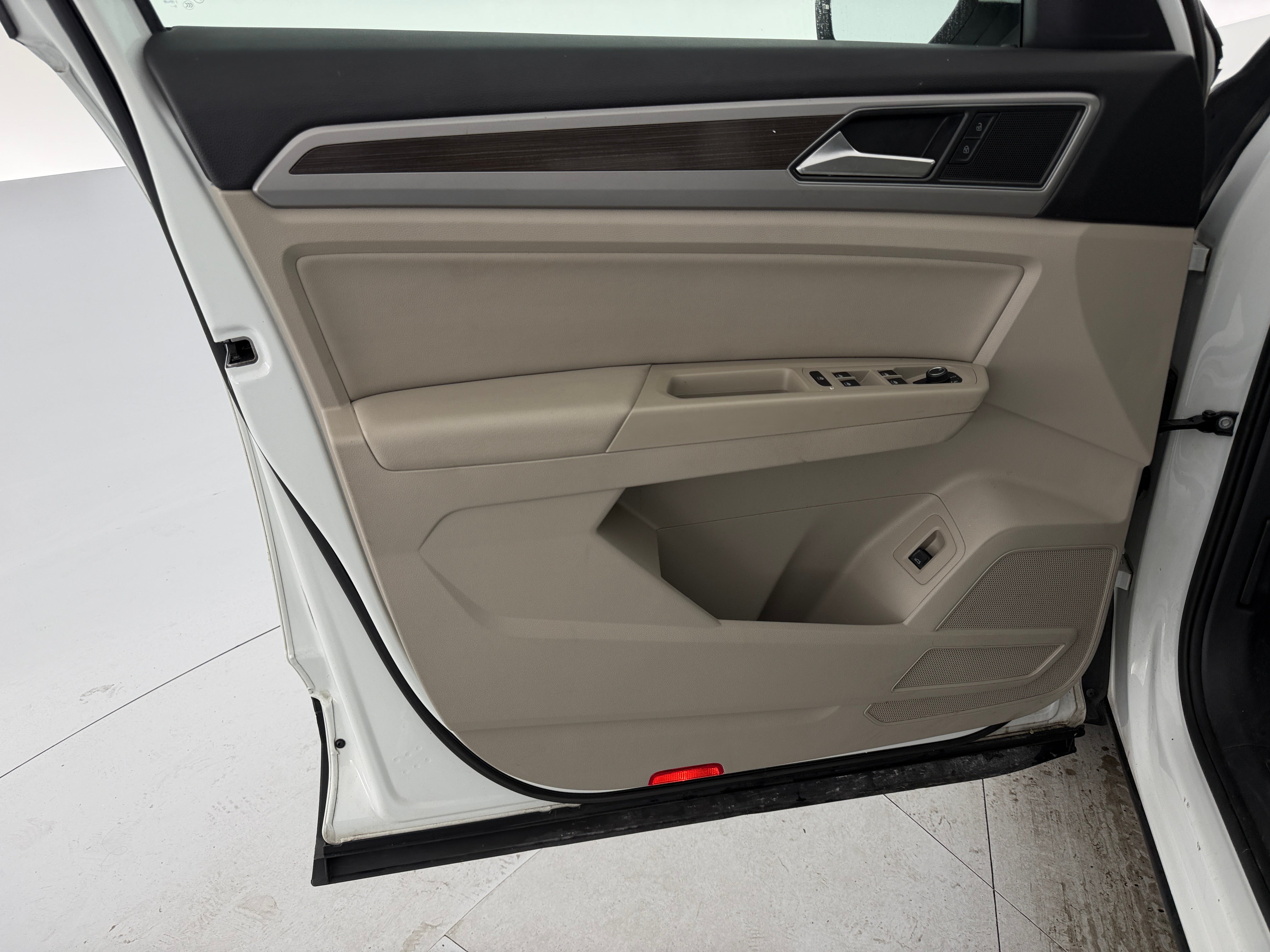 2019 Volkswagen Atlas SE w/Tech