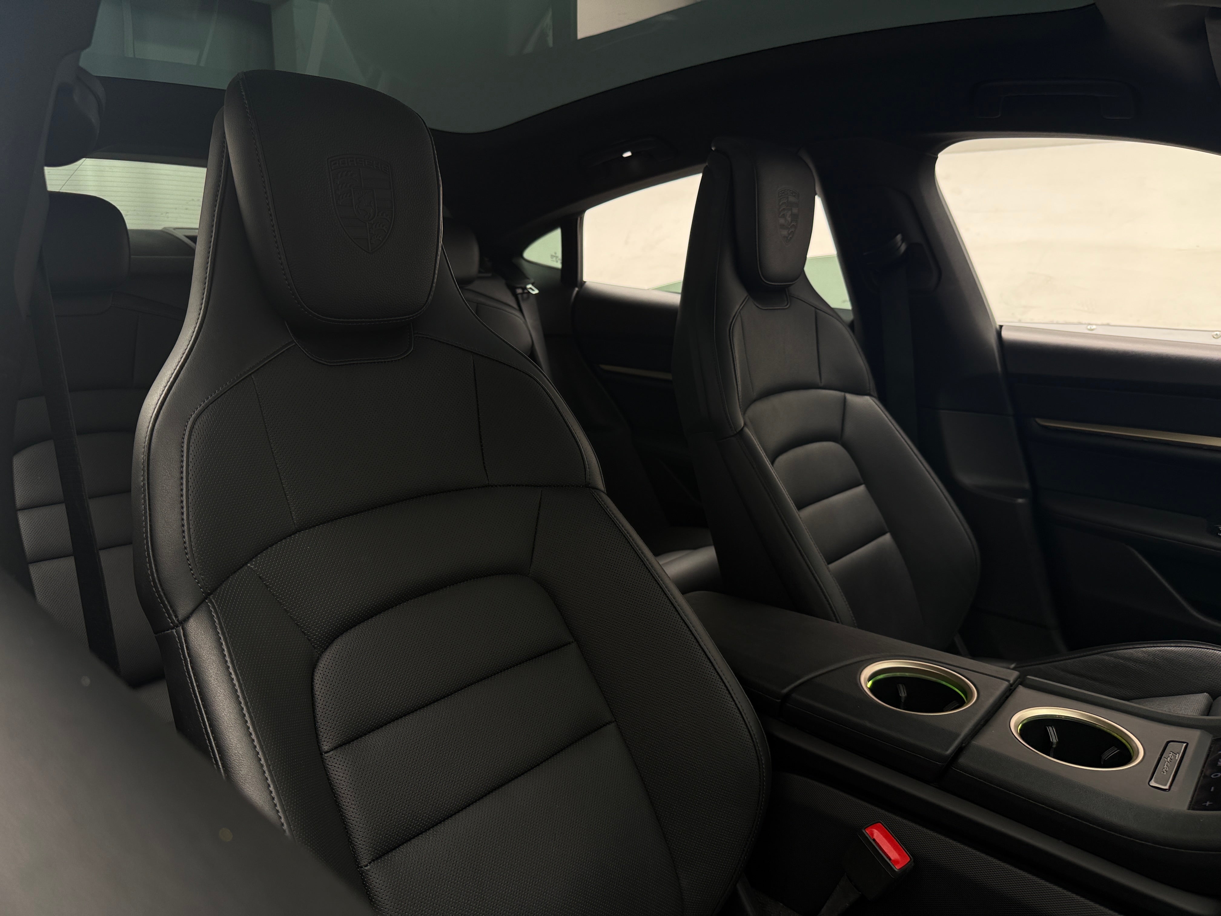 2023 Porsche Taycan Base