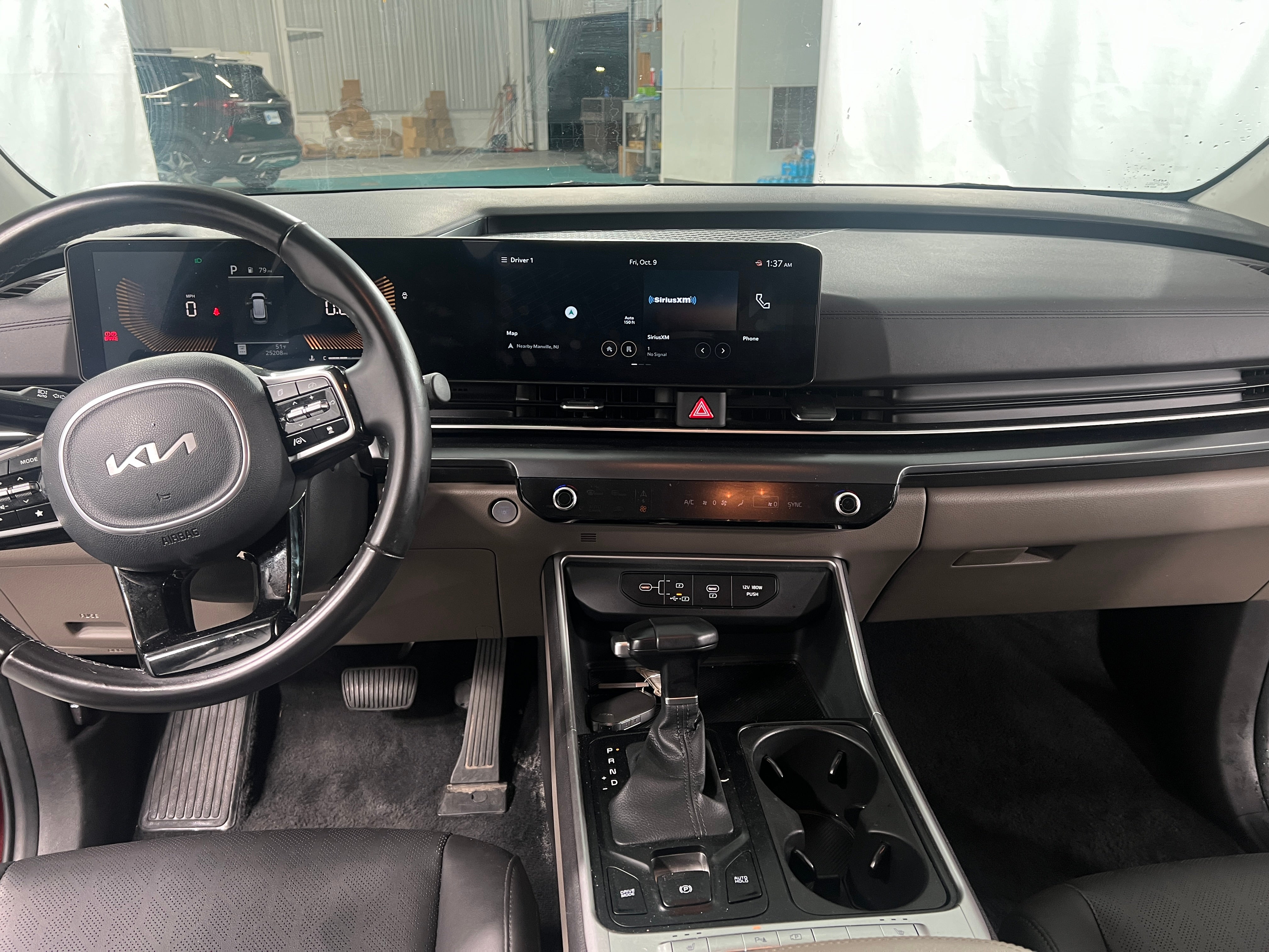 2026 Kia Carnival LXS - Photo 8