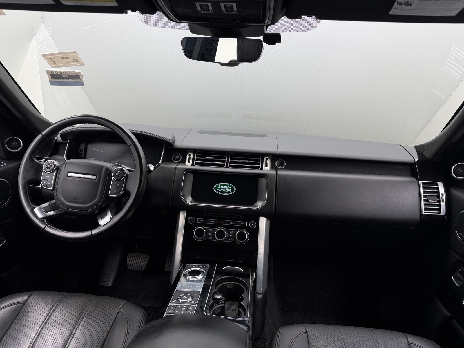 Thumbnail: 2017 Land Rover Range Rover - 3