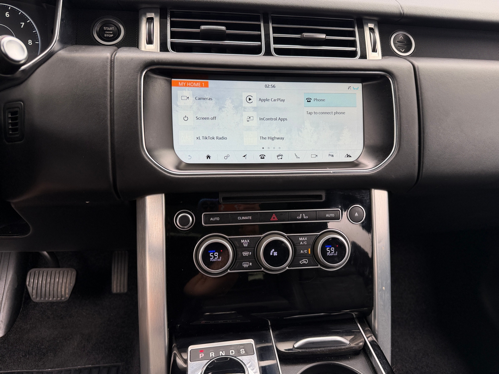 Thumbnail: 2017 Land Rover Range Rover - 4