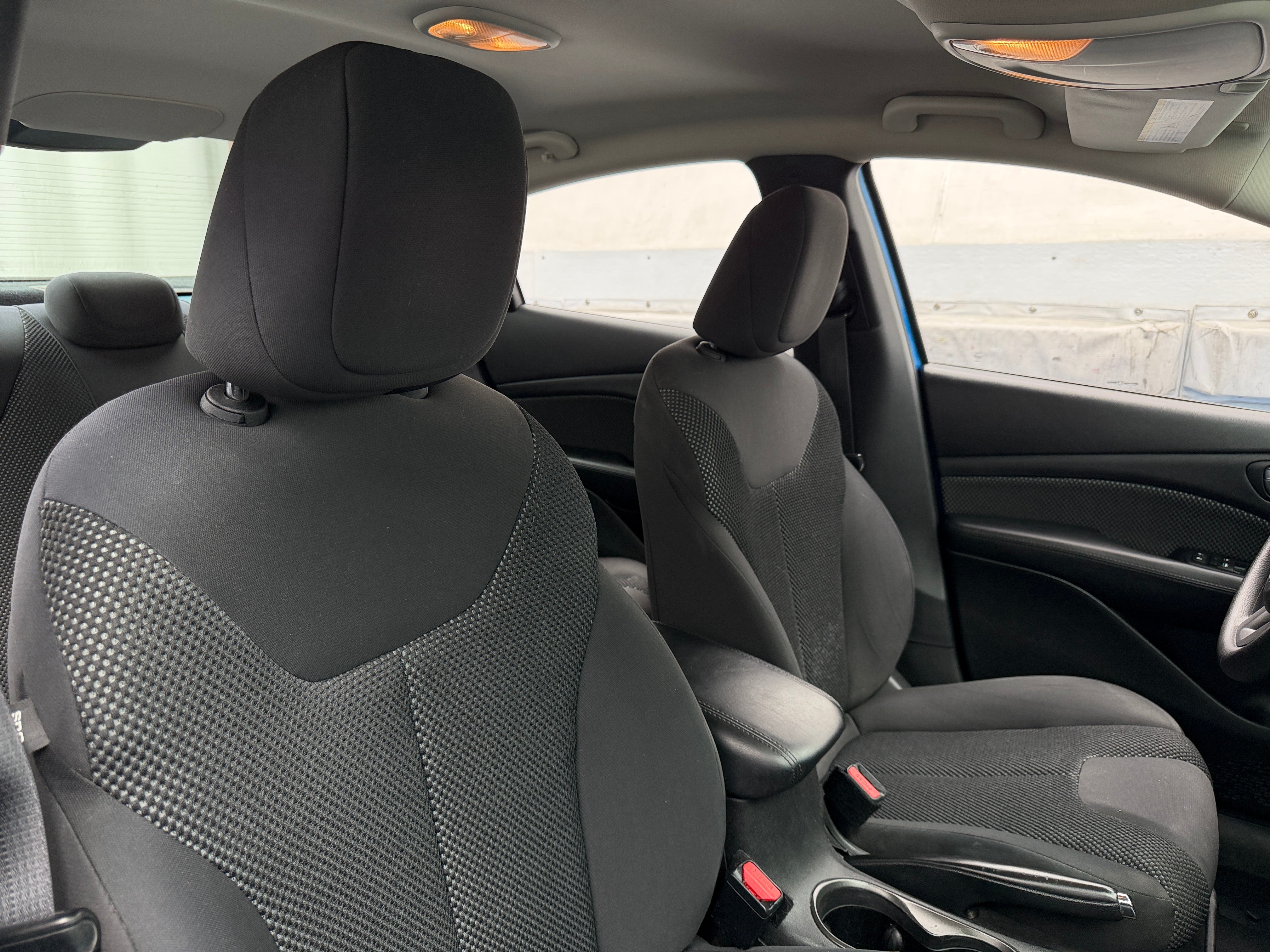 Used 2016 Dodge Dart SE with VIN 1C3CDFAA4GD570957 for sale in Pewaukee, WI