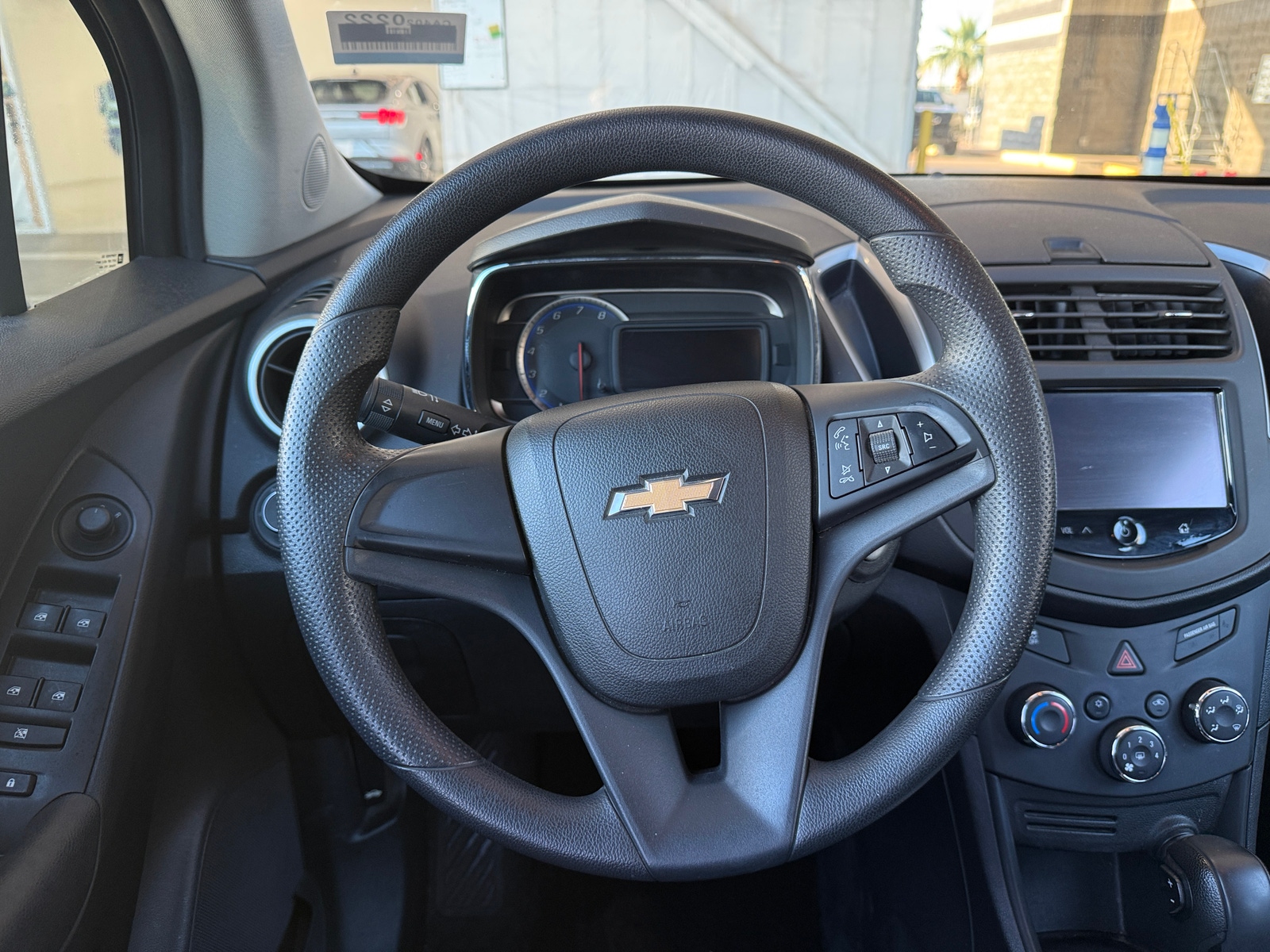 Thumbnail: 2016 Chevrolet Trax - 5
