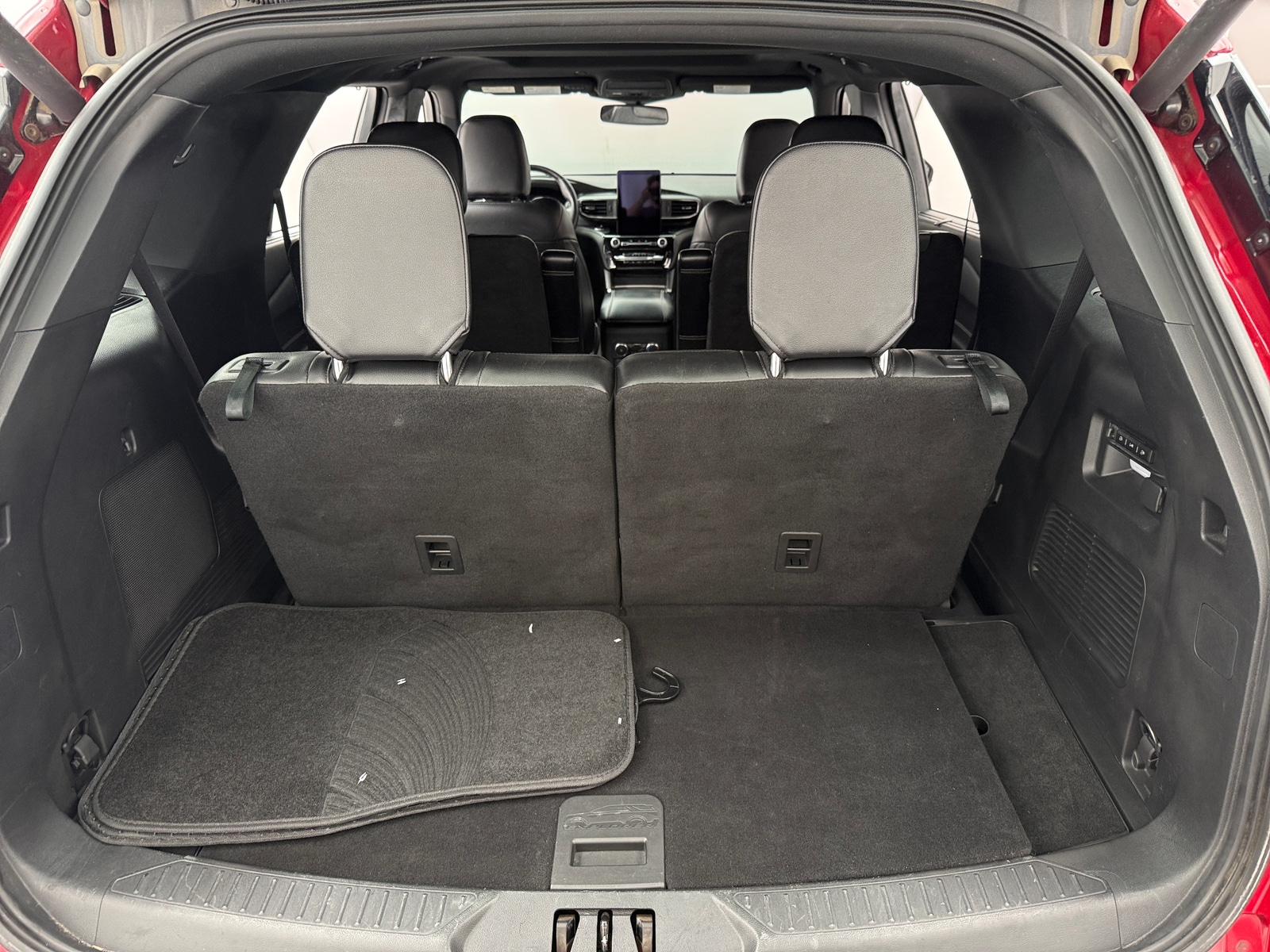 Thumbnail: 2021 Ford Explorer - 6
