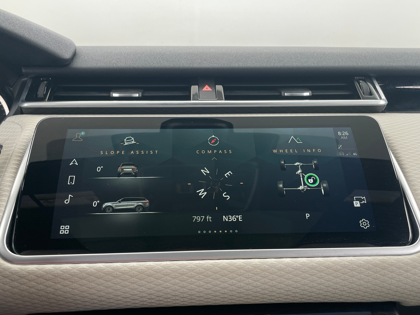 Thumbnail: 2023 Land Rover Range Rover Velar - 4