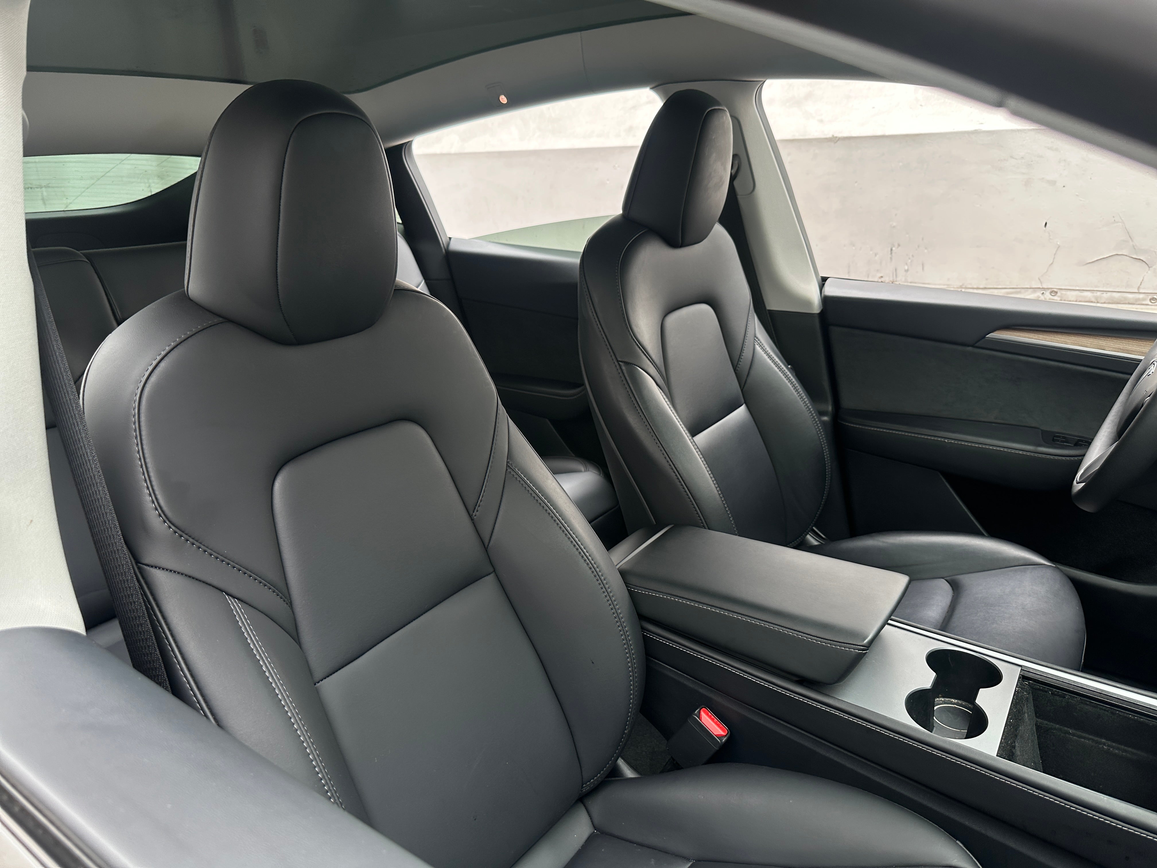 2025 Tesla Model Y Long Range
