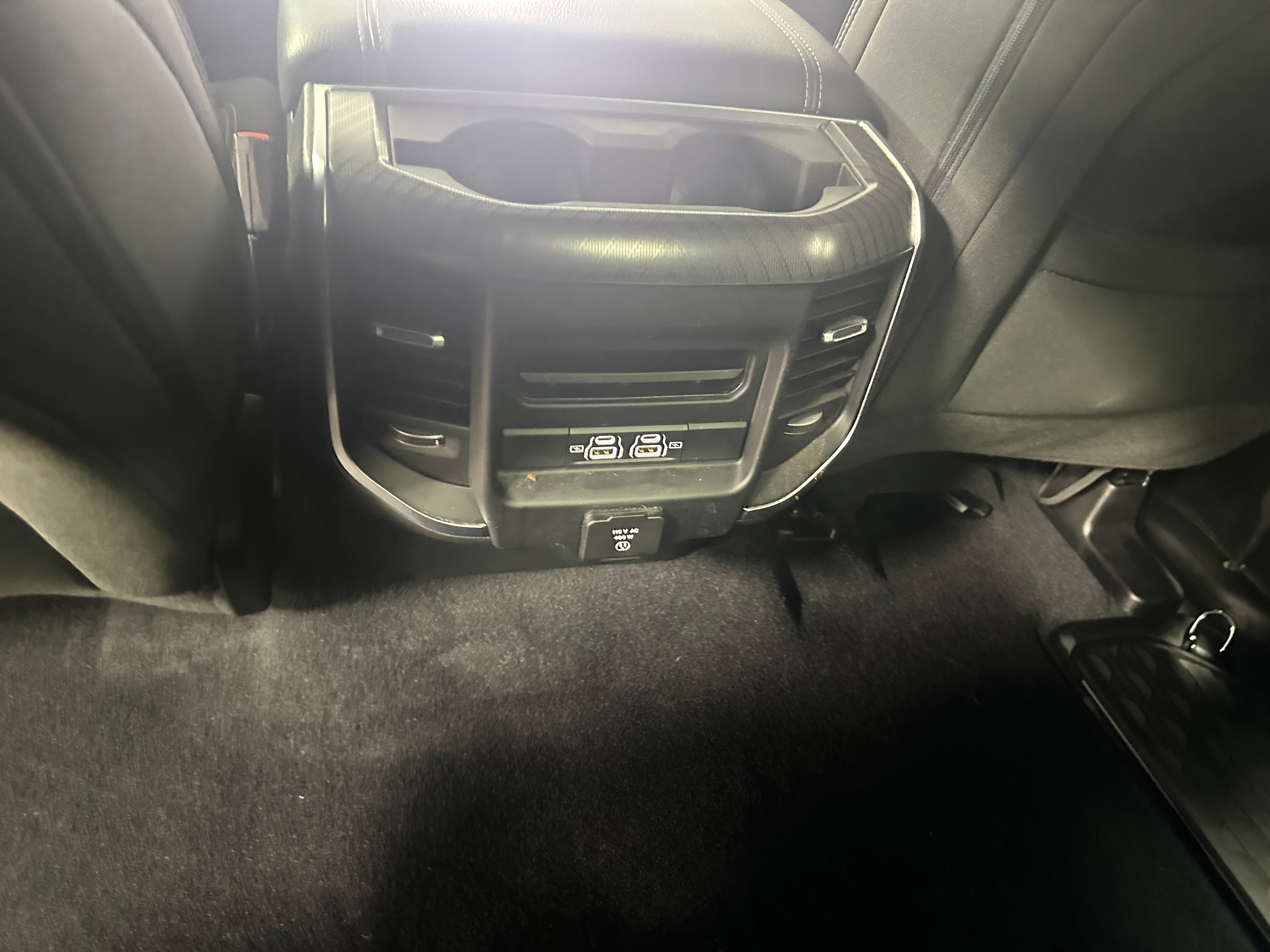 2025 RAM 1500 Pickup