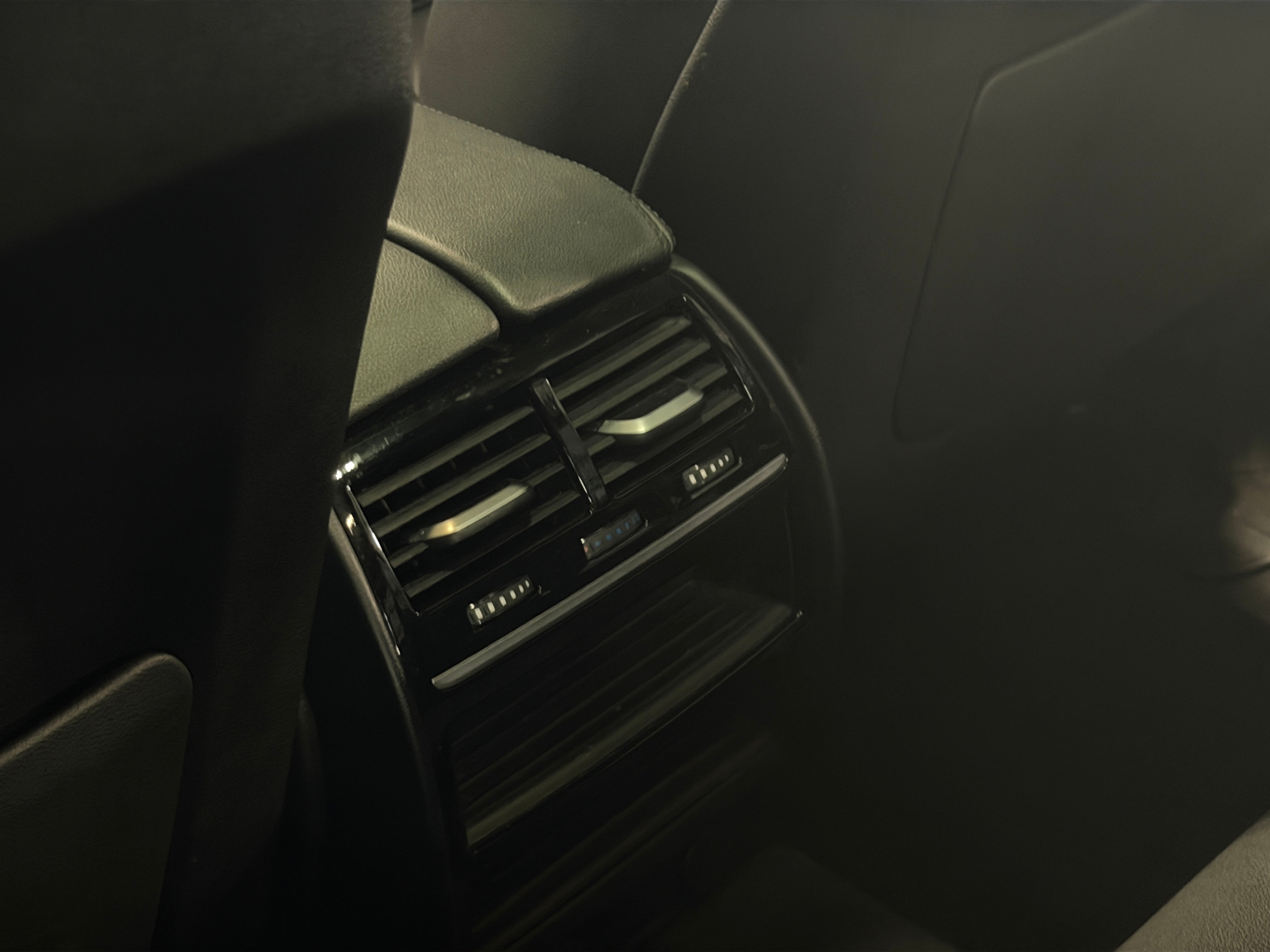 WBAJA7C30HWA70297