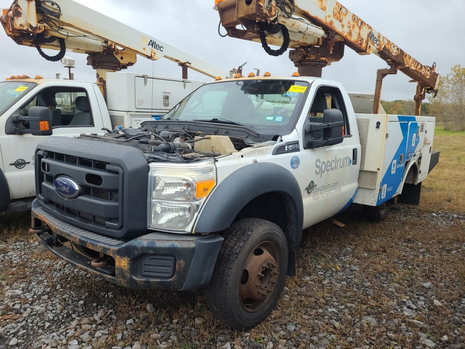 2014 Ford F-450 Chassis 2WD Reg Cab 141" WB 60" Ca XL