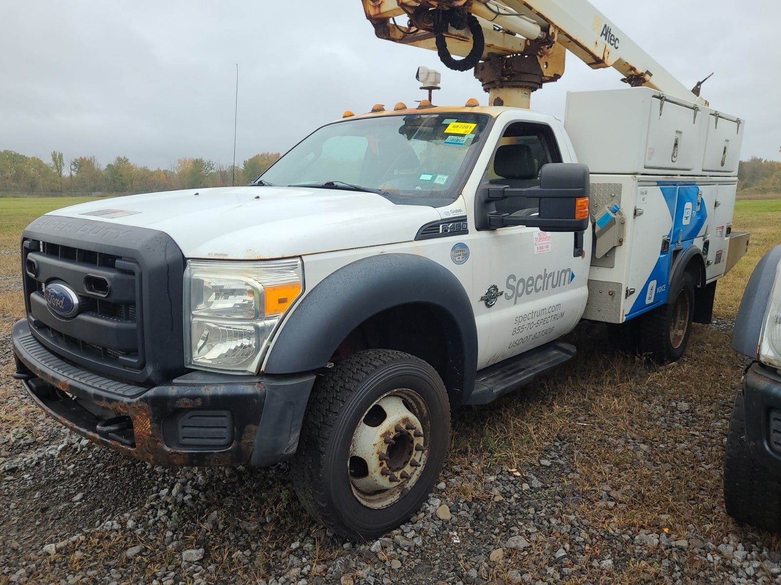 2016 Ford F-450 Chassis 2WD Reg Cab 141" WB 60" Ca XL