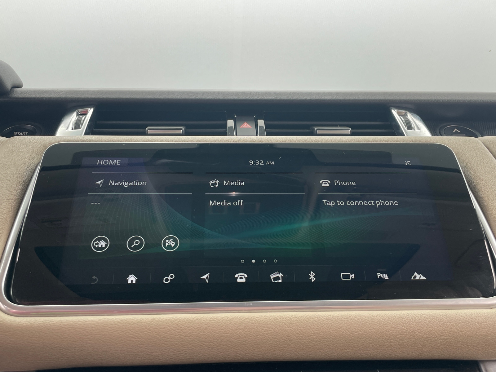Thumbnail: 2022 Land Rover Range Rover Sport - 3