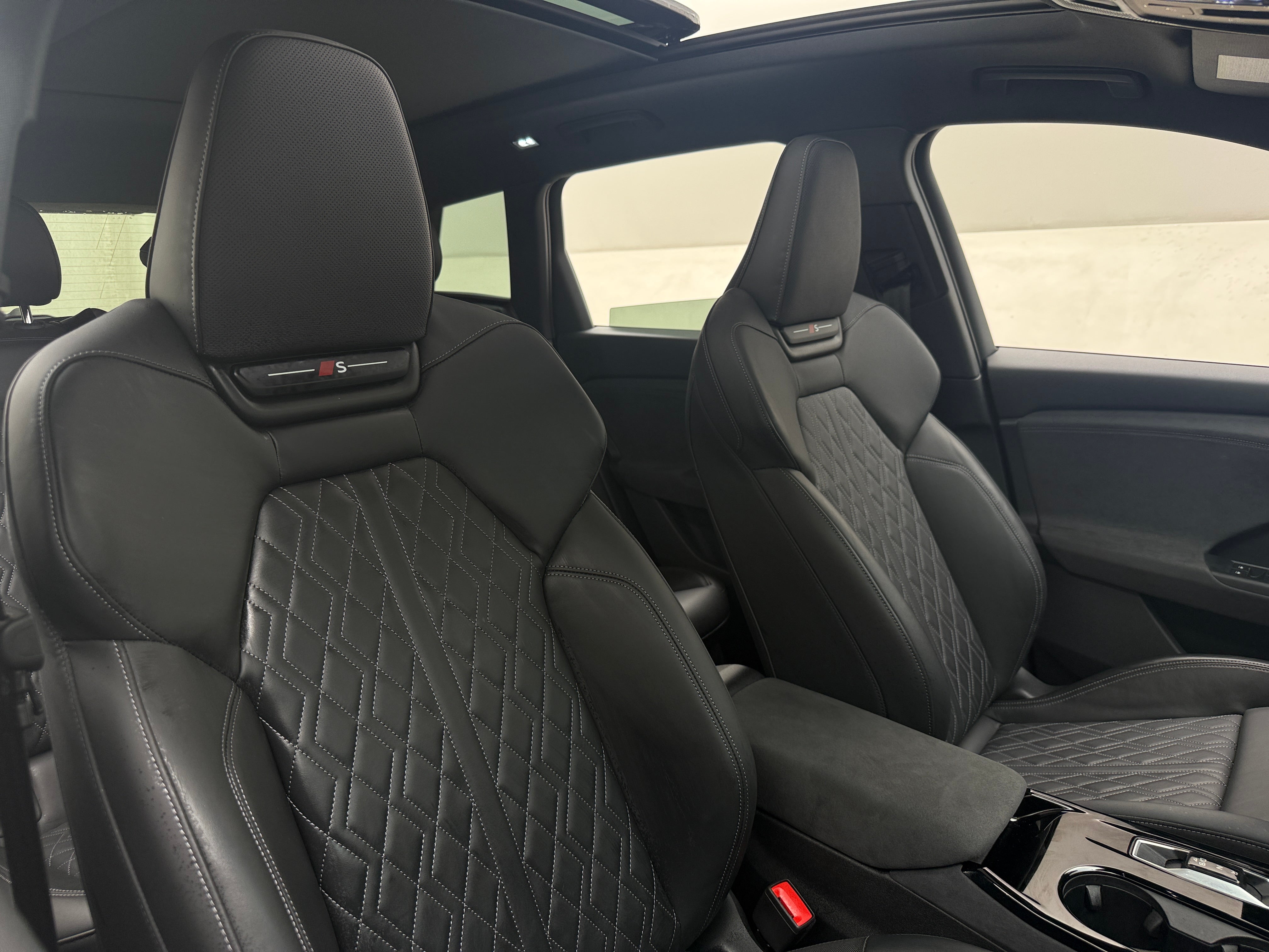 2025 Audi SQ6 e-tron