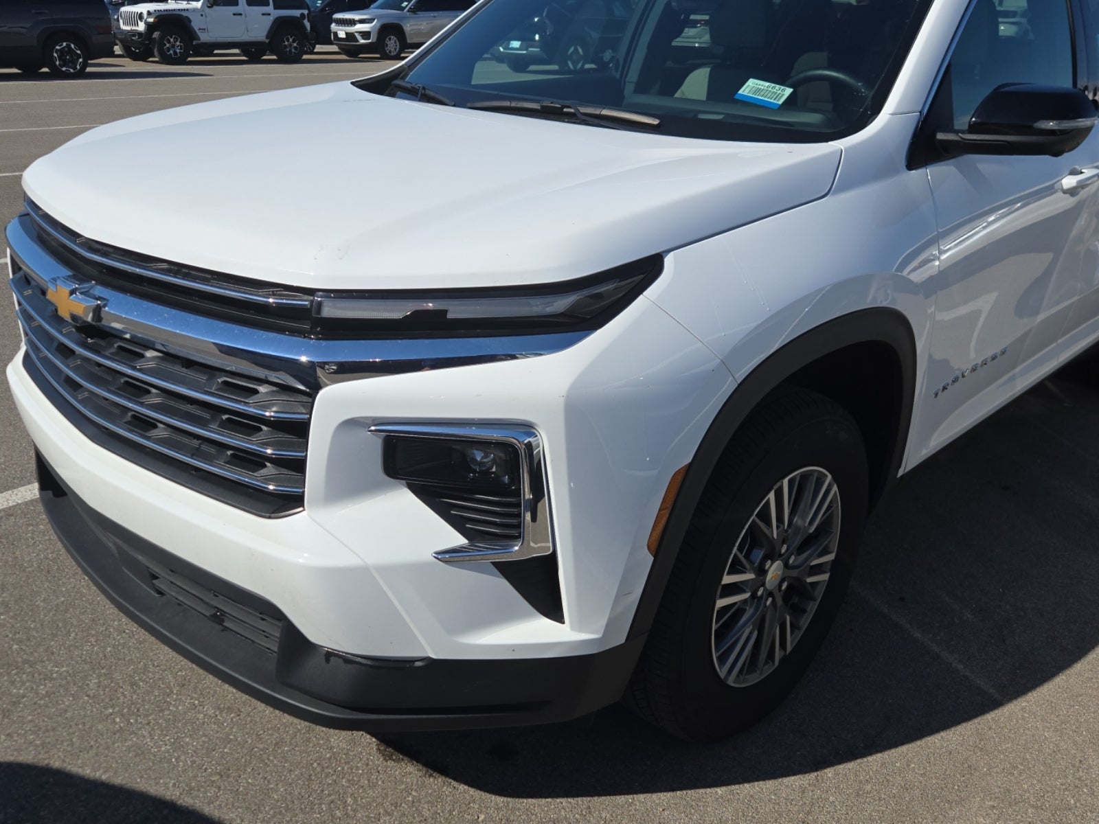 2026 Chevrolet Traverse FWD LT