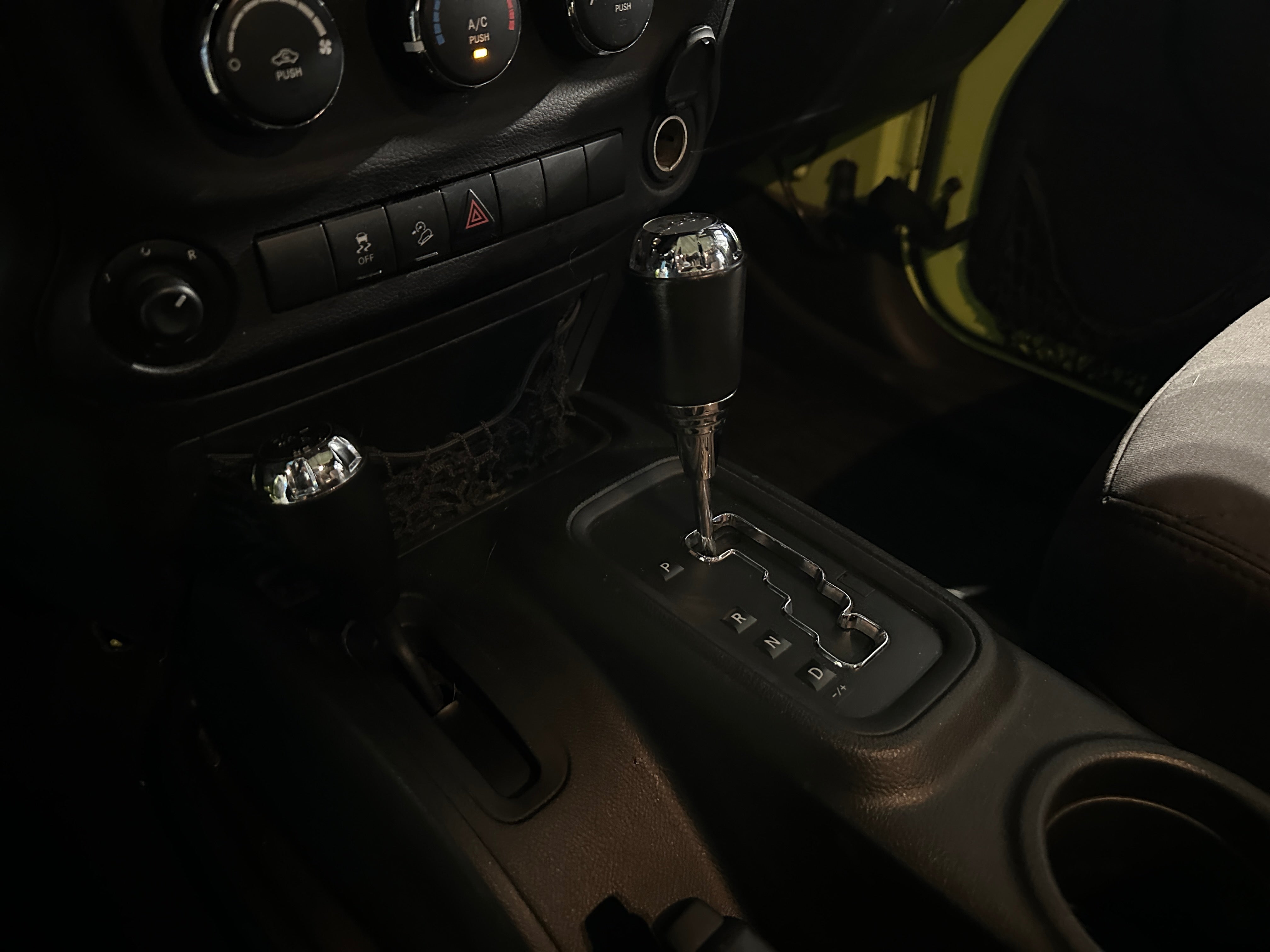 1C4BJWDG6HL527955