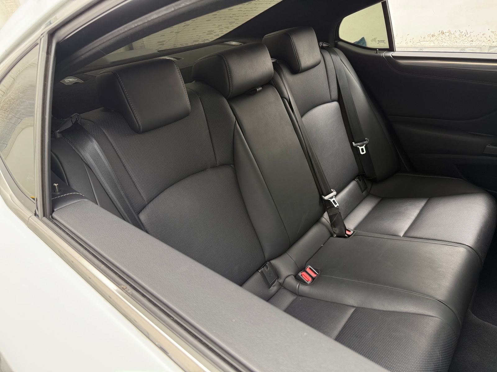 Thumbnail: 2019 Lexus ES - 6