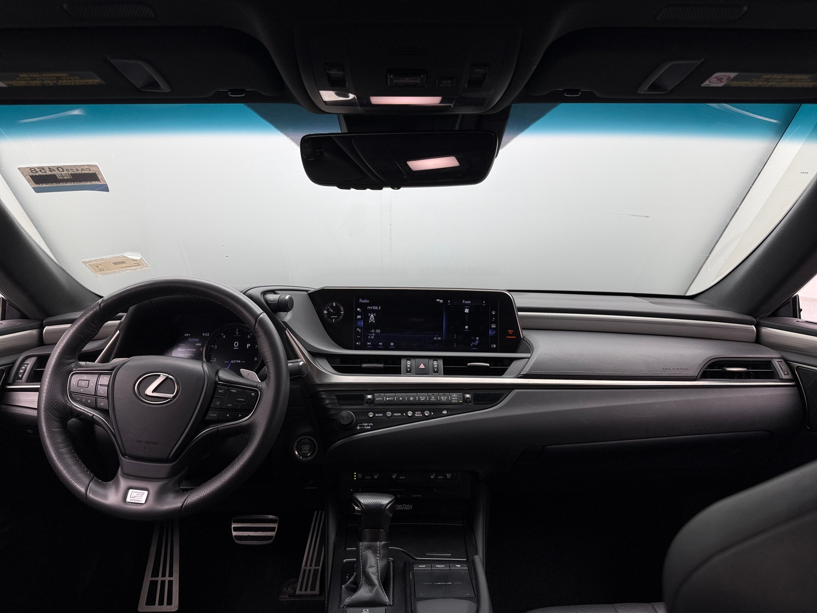 Thumbnail: 2019 Lexus ES - 3