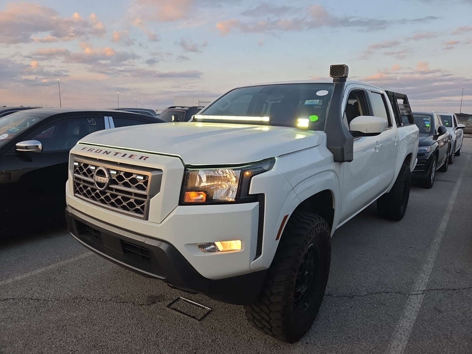 2022 Nissan Frontier Crew Cab 4x4 SV Auto