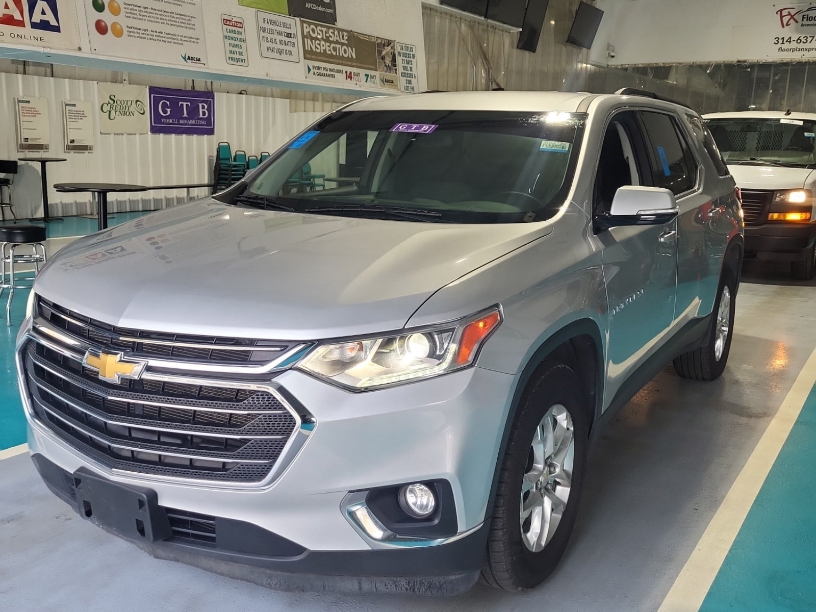 2020 Chevrolet Traverse LT Cloth