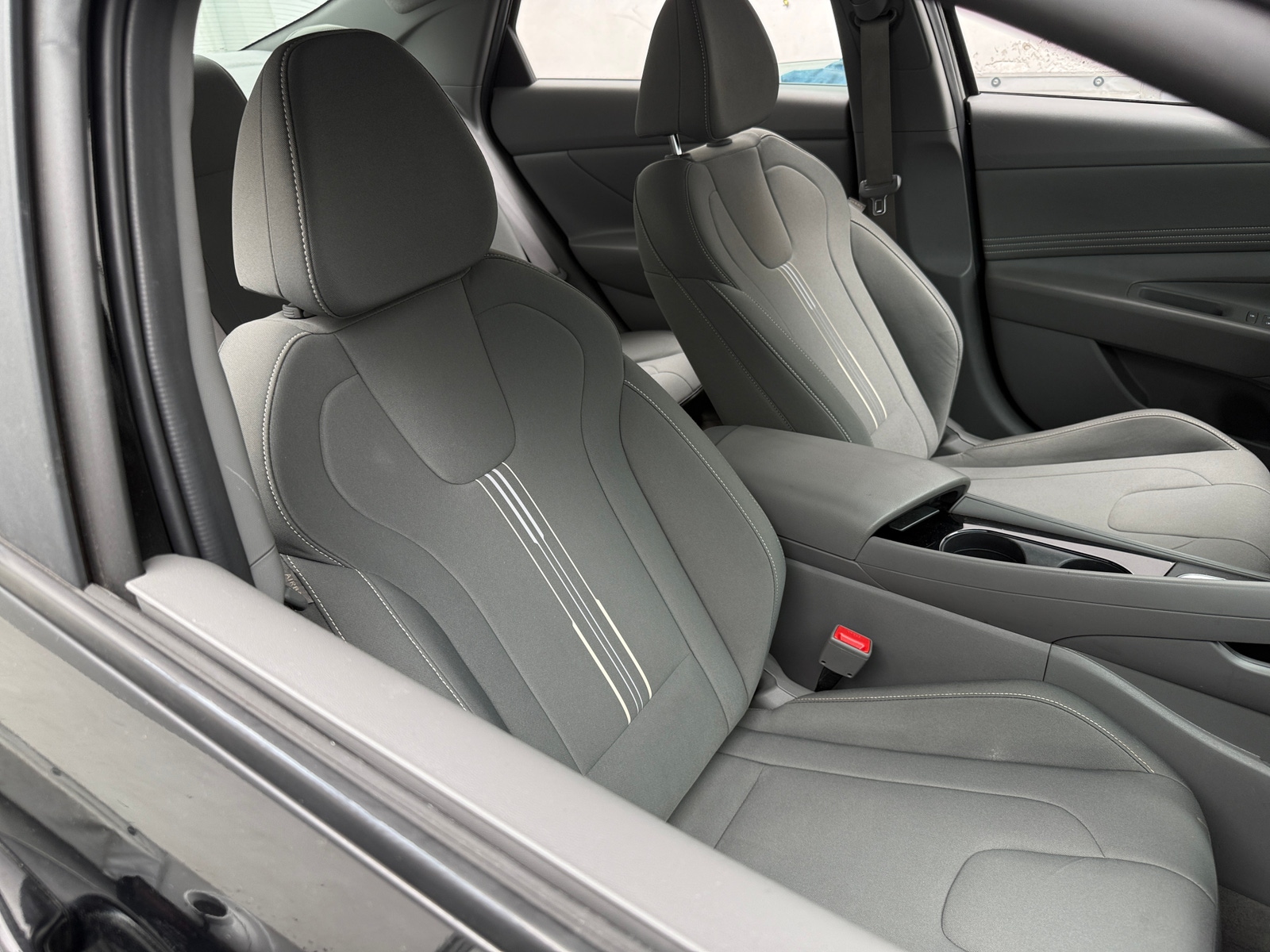 Thumbnail: 2023 Hyundai Elantra - 2